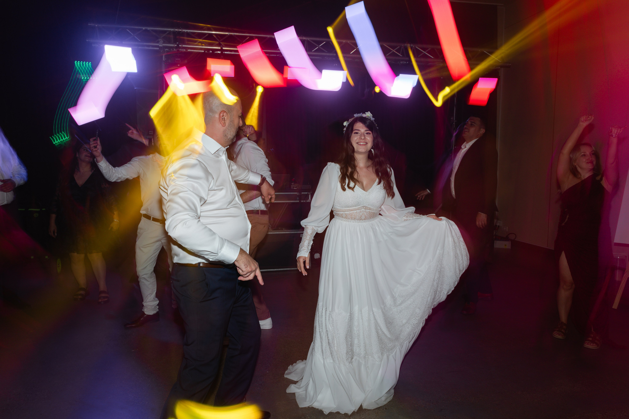 Flori & Cosmin. Main