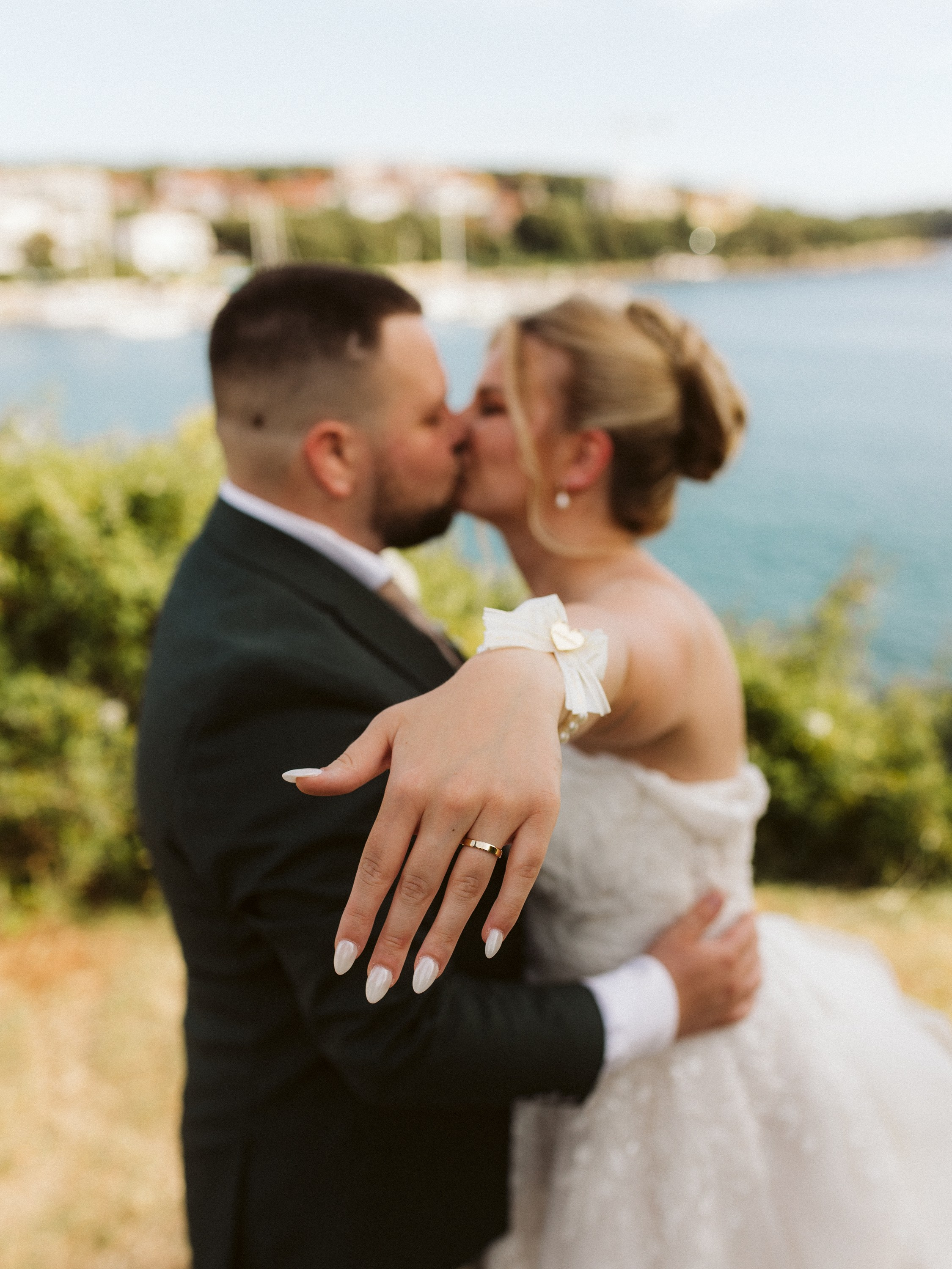 Weddings. Capturedwell