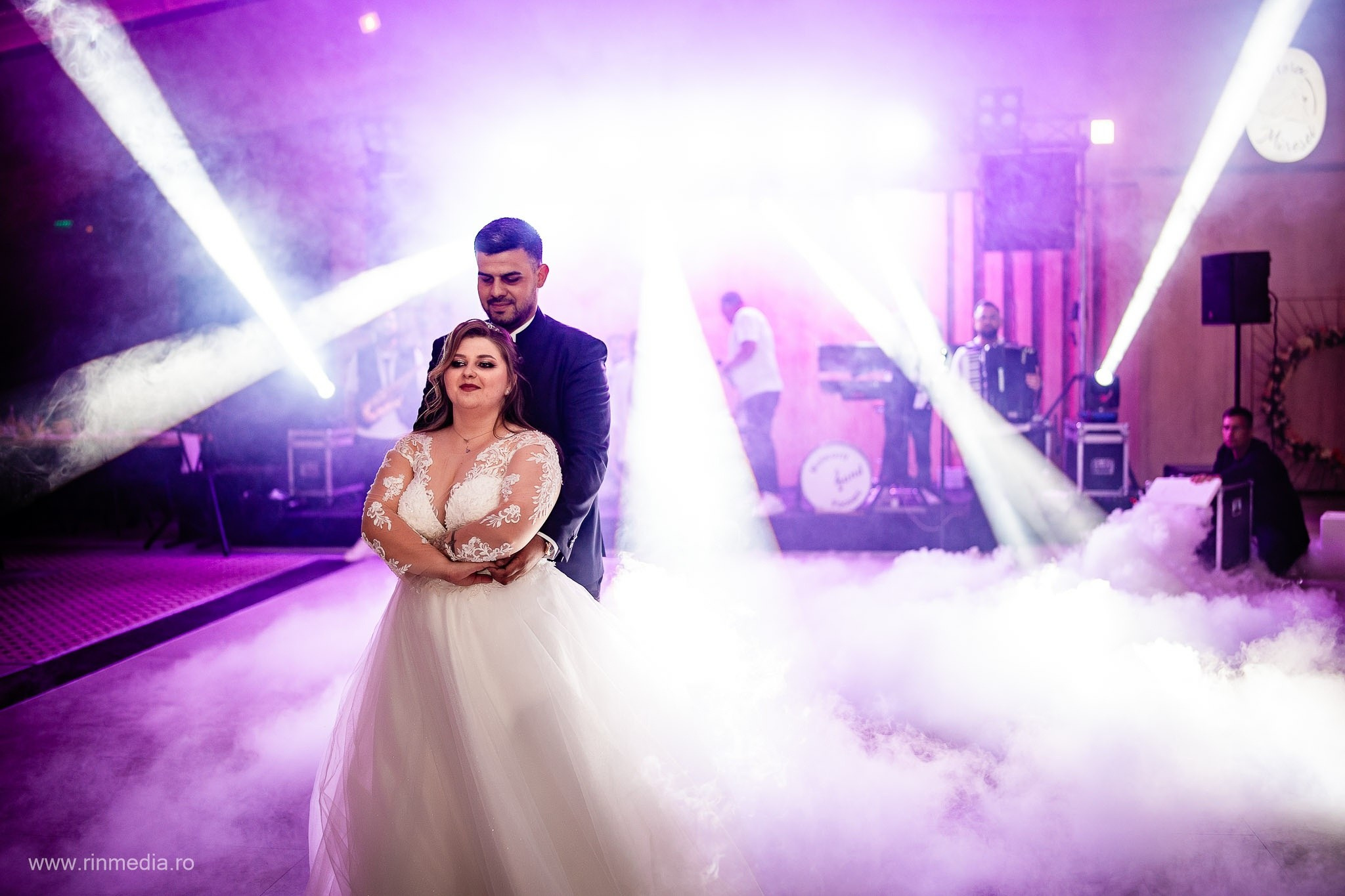 Roxana & Victor. Fotograf de Nunta Focsani