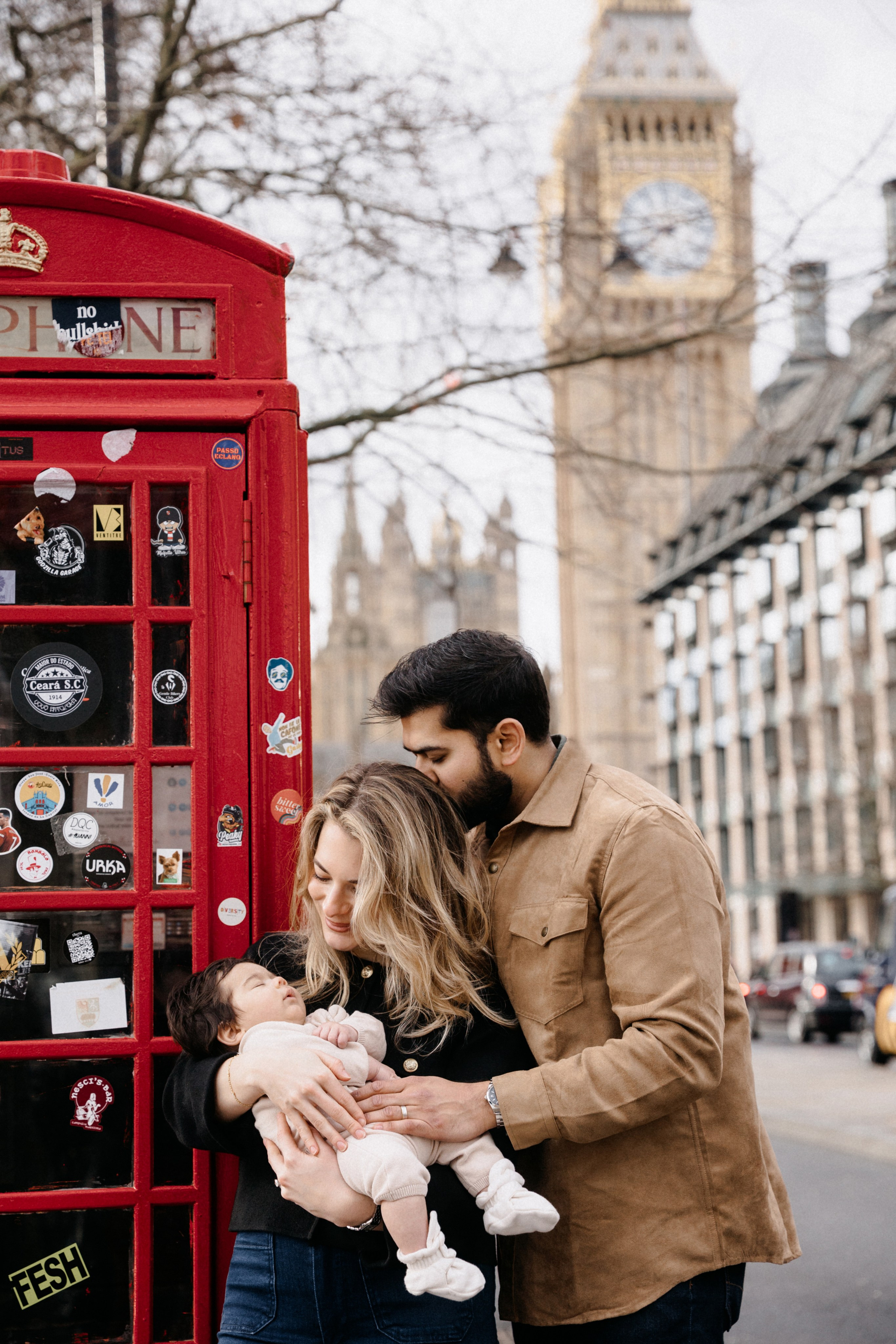 Family Photoshoot at Westminster. LondonPhotoStory — Vacation Photographer in London