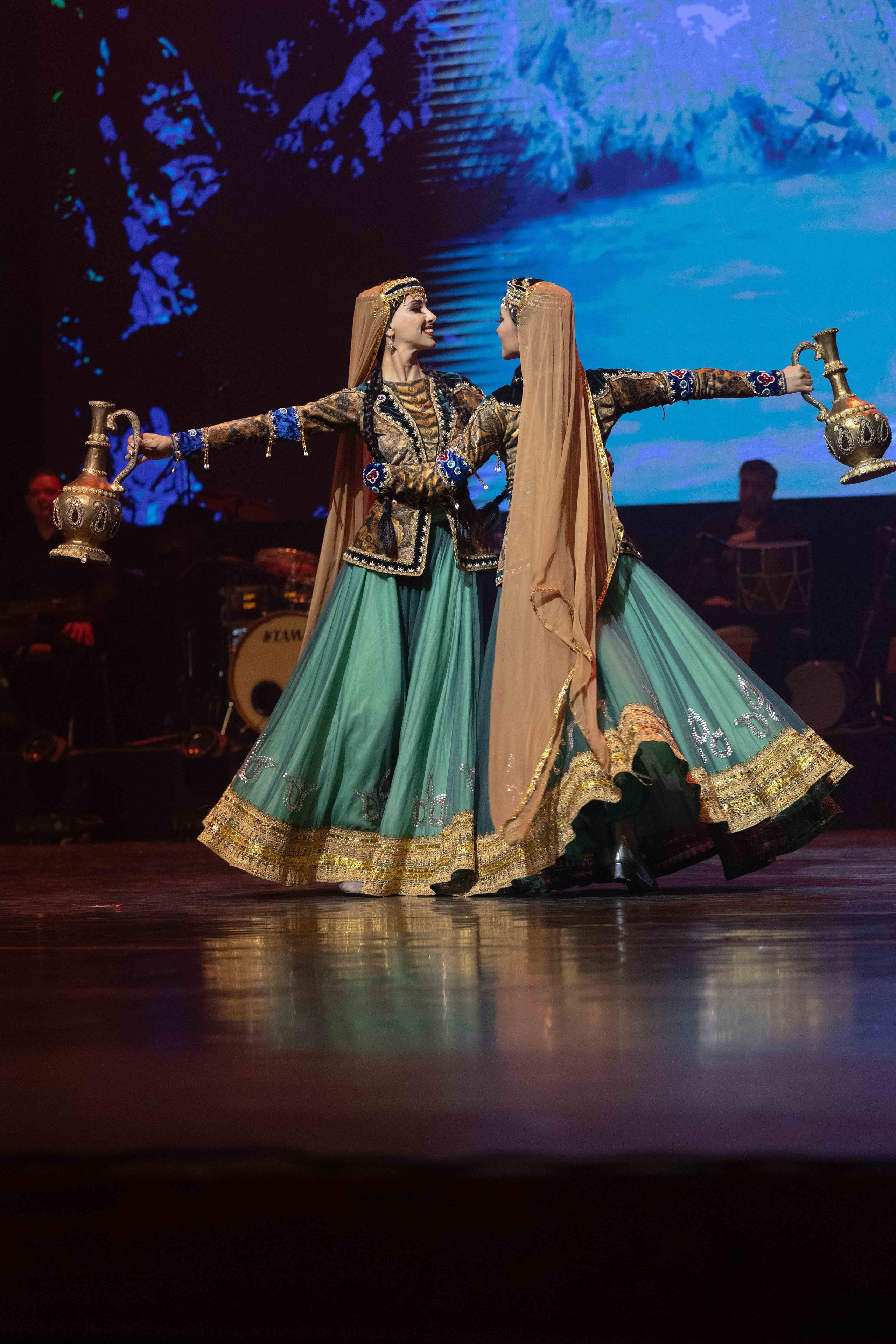 STATE DANCE ENSEMBLE. Wedding&Event photographer Ismail Rzayev in Baku
