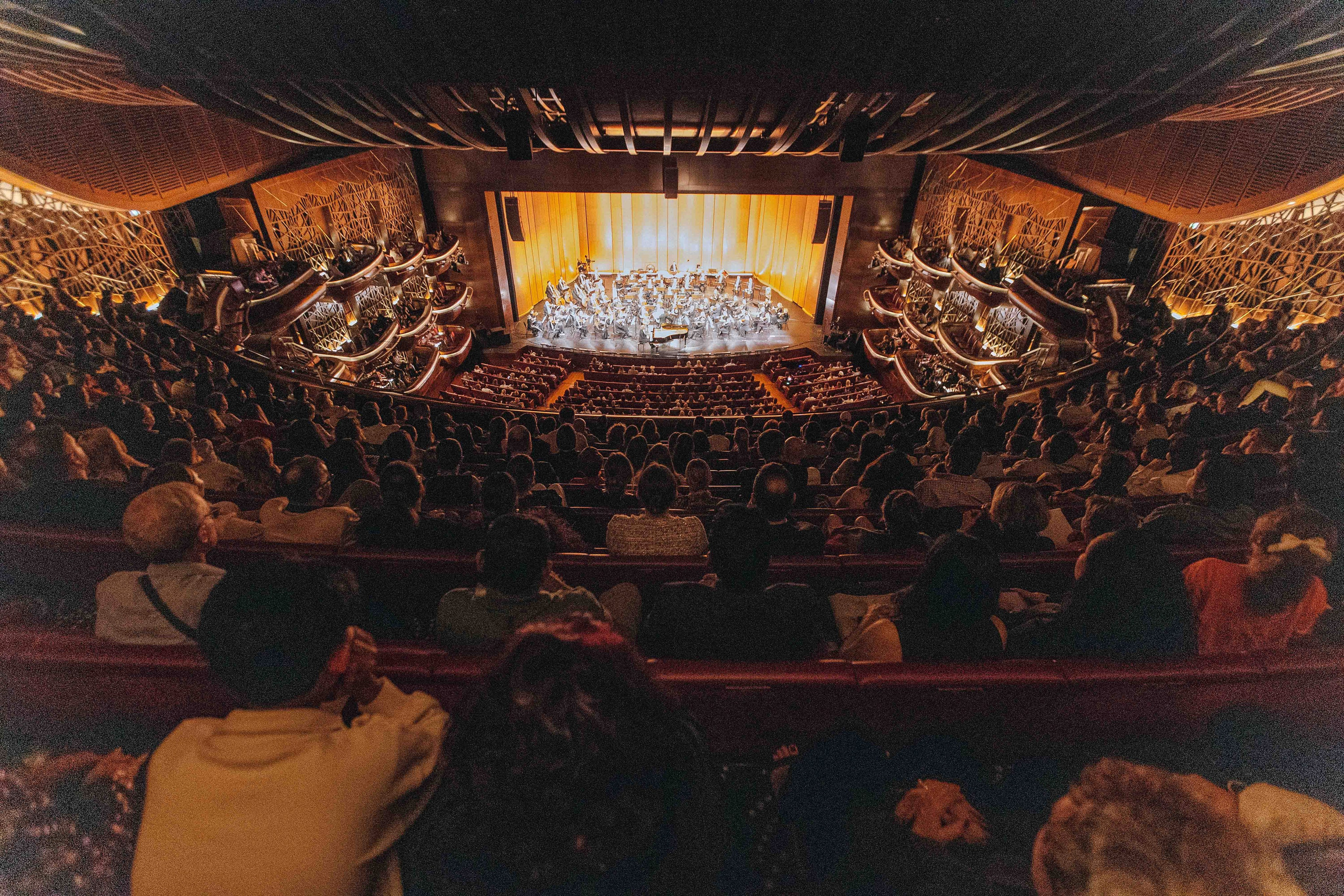 DUBAI OPERA. Wedding&Event photographer Ismail Rzayev in Baku