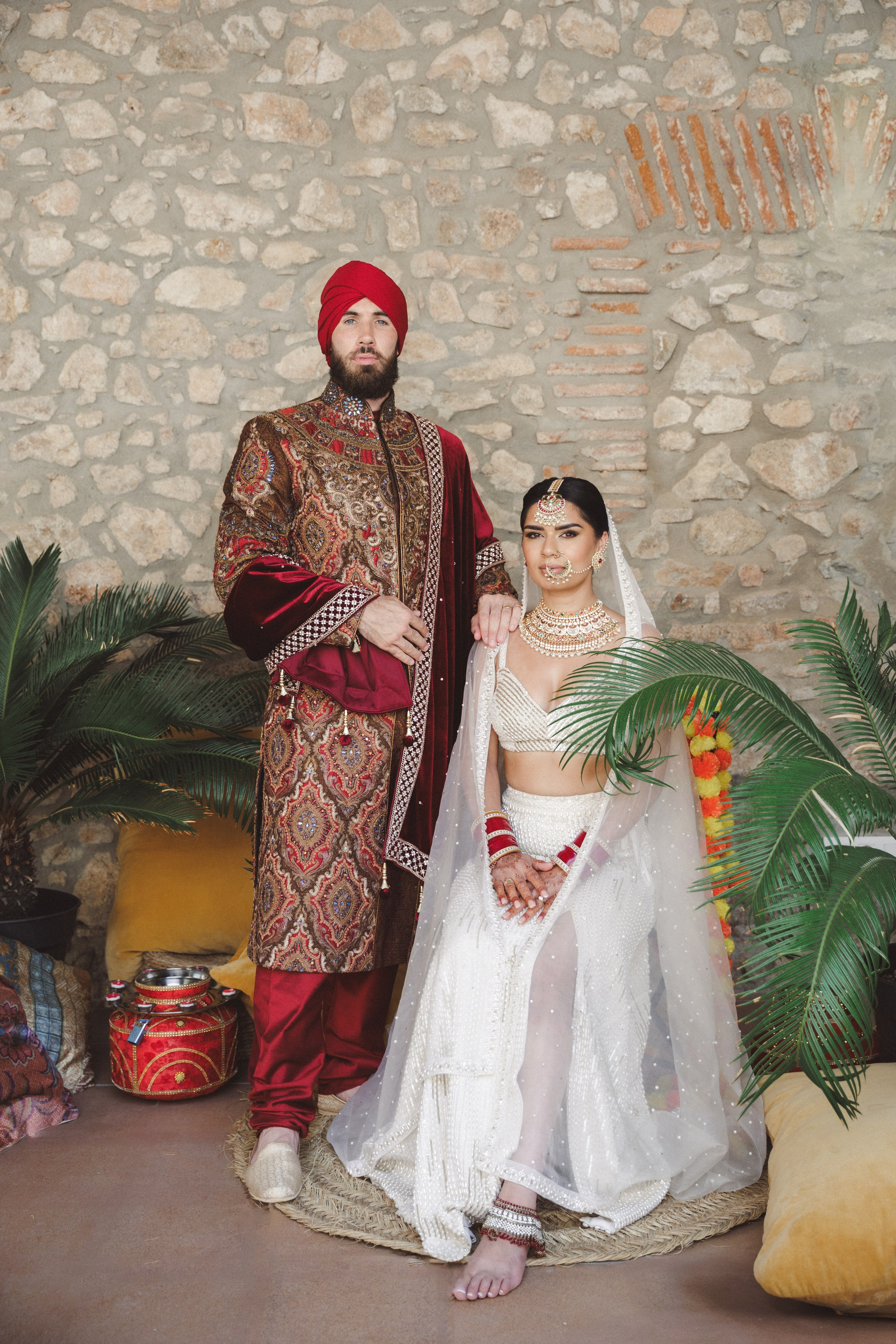 Patrik & Naomi. Monestir Sant Salvi. Paola wedding photographer / videographer in Barcelona