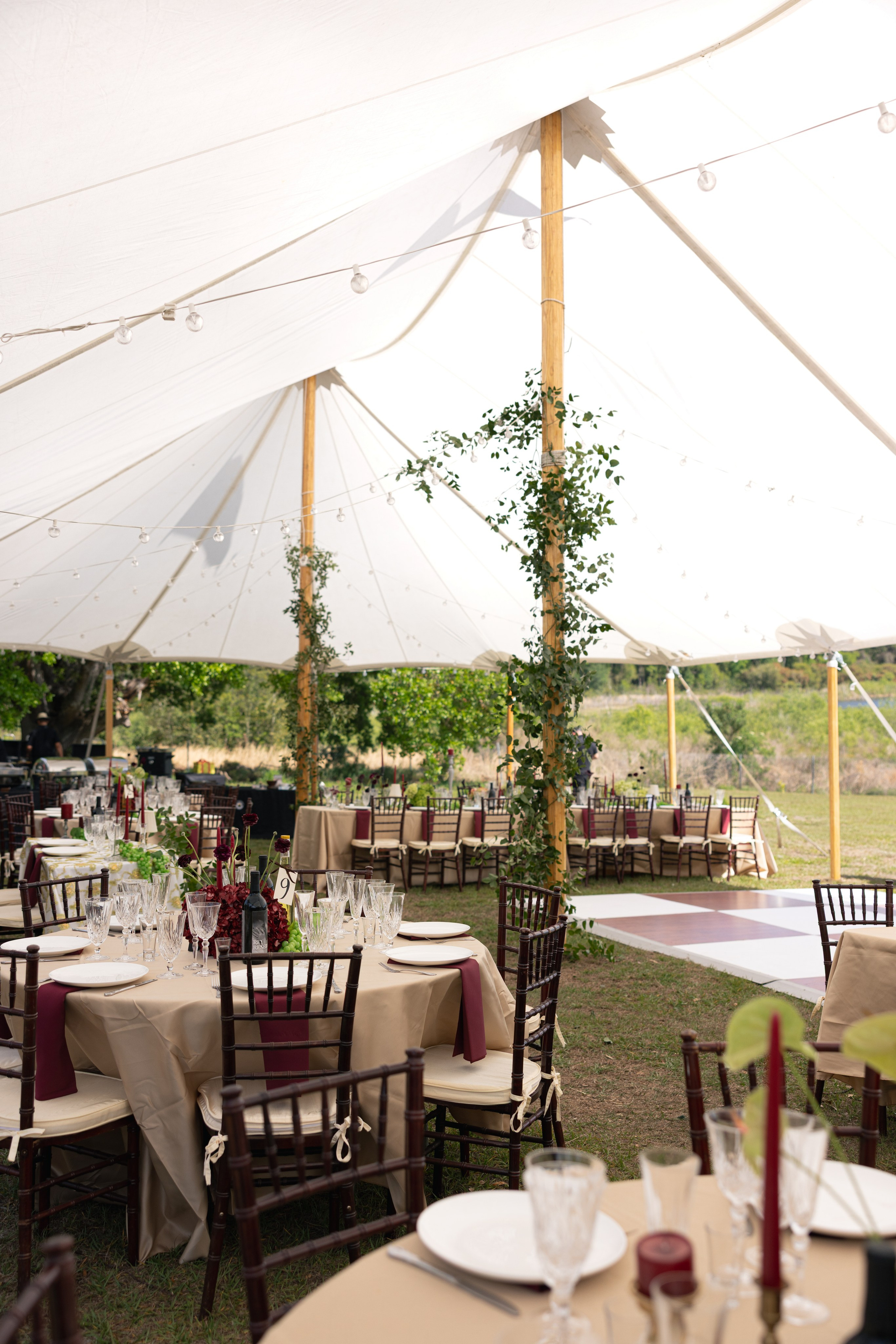 Reys wedding at Lake Lucy. Photographer Anastasia Nagibina