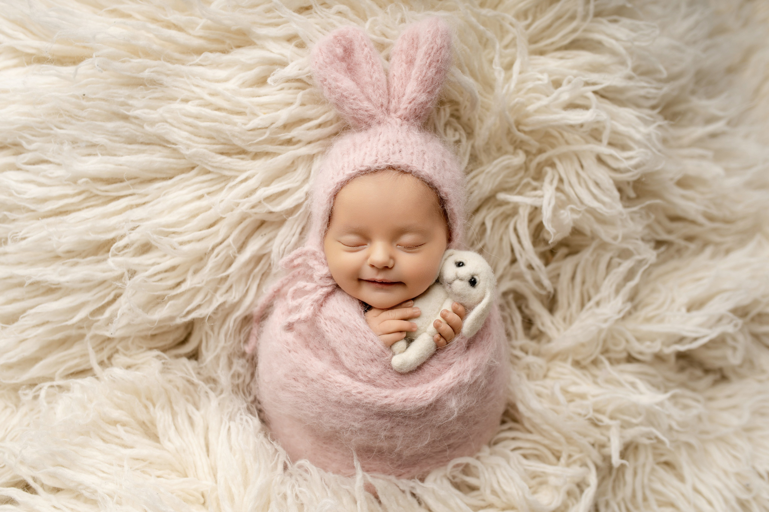 Esu Aleksandra naujagimių ir kudikių fotografė iš Vilniaus