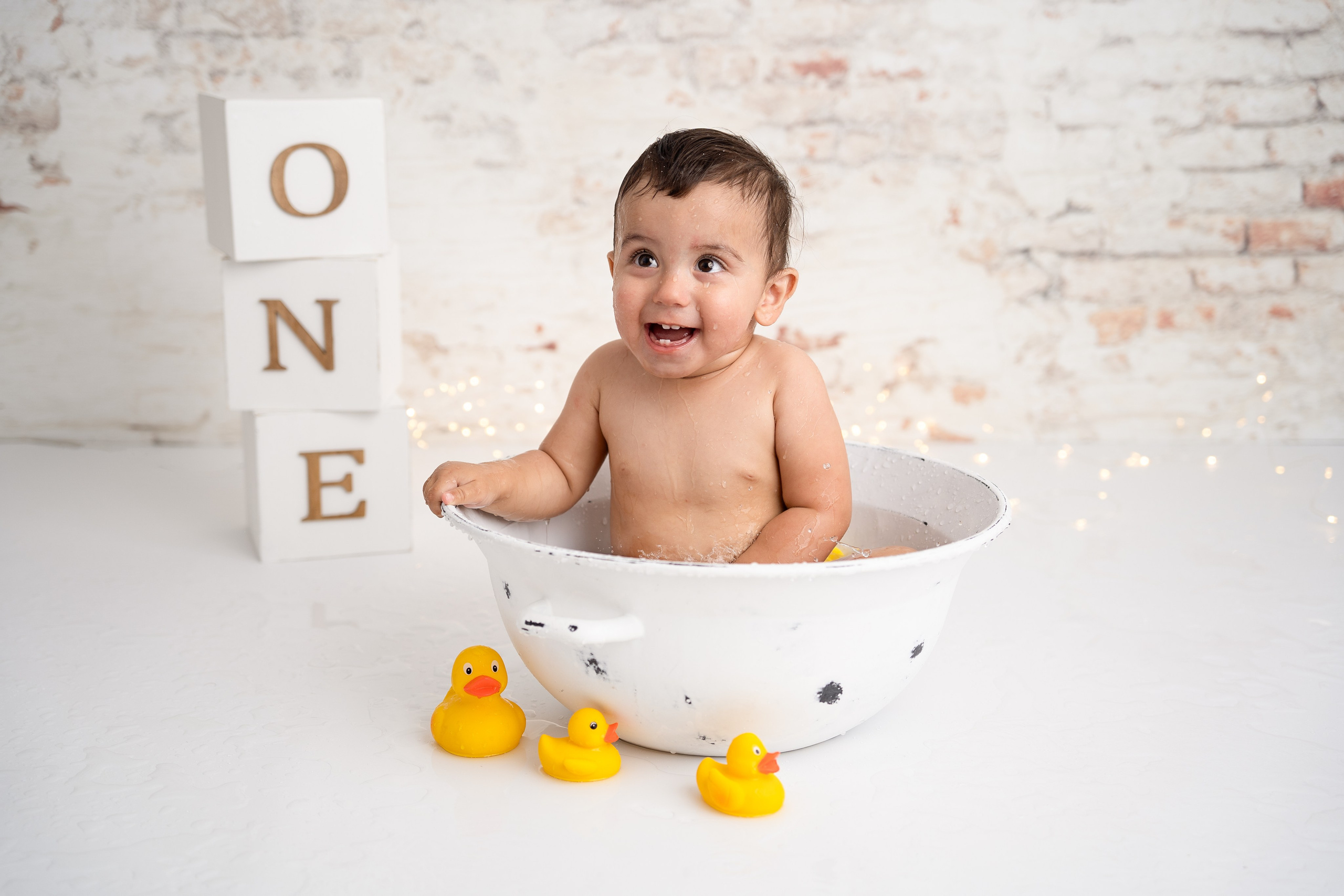 Smash the cake. Fotograf maternitate, nou-născuți și familie în Cluj-Napoca | Roxana Rusu