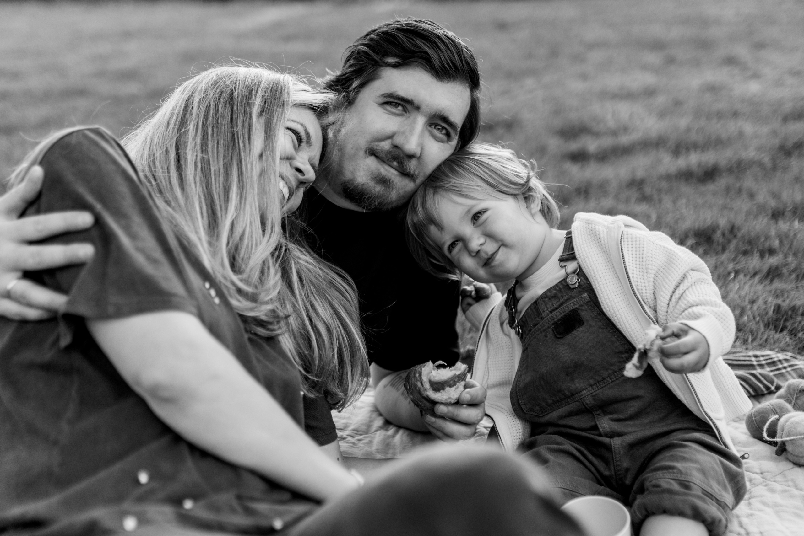 Maksim with parents (Queen Elizabeth Olympic park). Anastasia Klink, Photographer in London