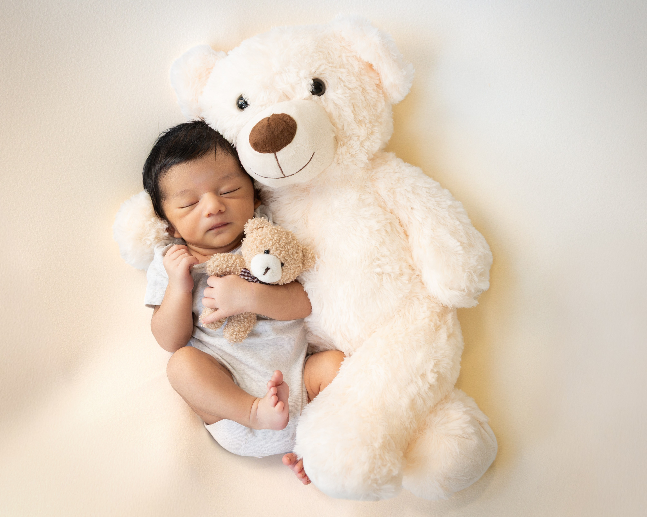 Indian Newborn Baby Boy & Family Photoshoot. Family, lifestyle, and commercial photography in New York and New Jersey
