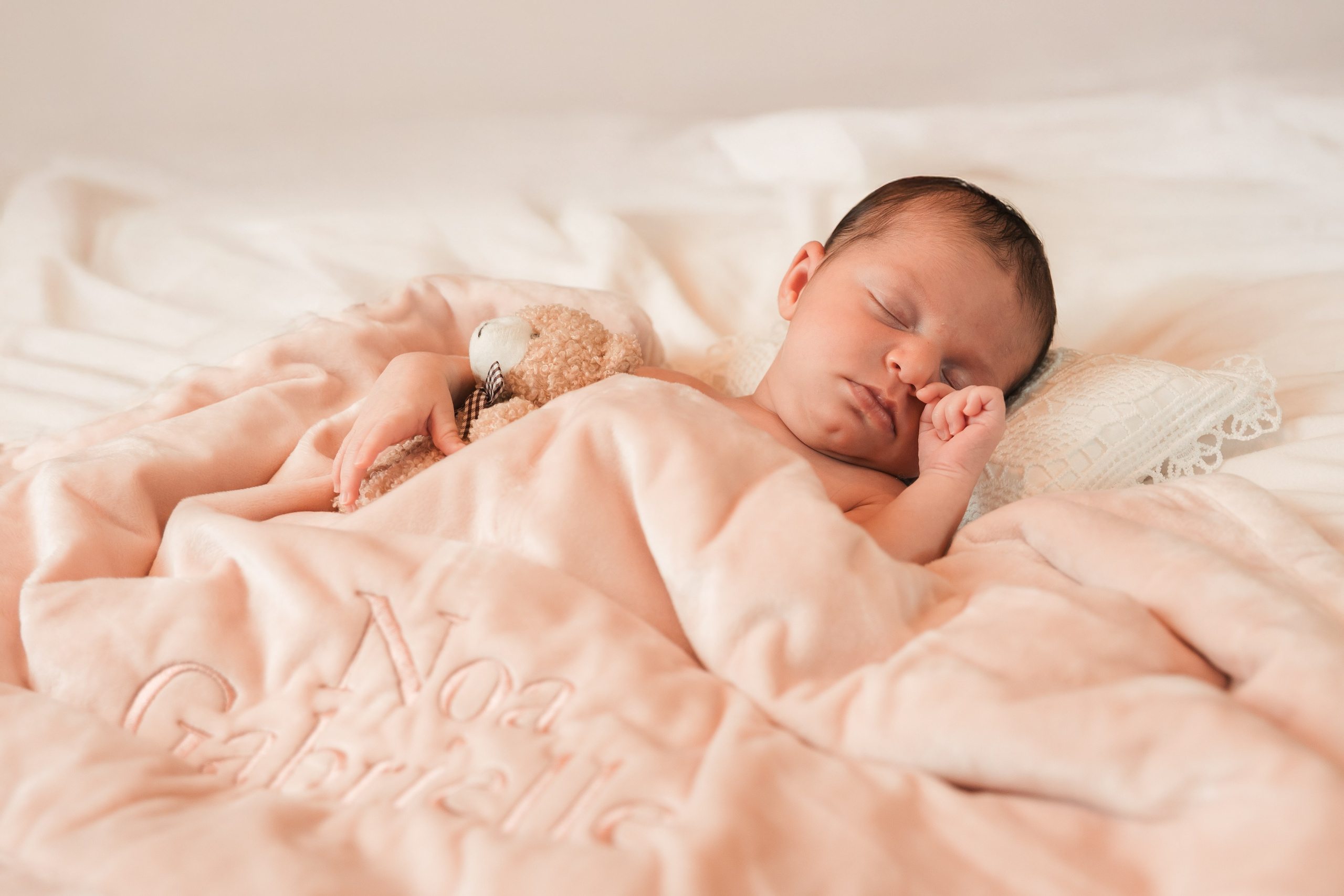12 Days Newborn Girl Session | A Sweet Newborn Photoshoot. Family, lifestyle, and commercial photography in New York and New Jersey