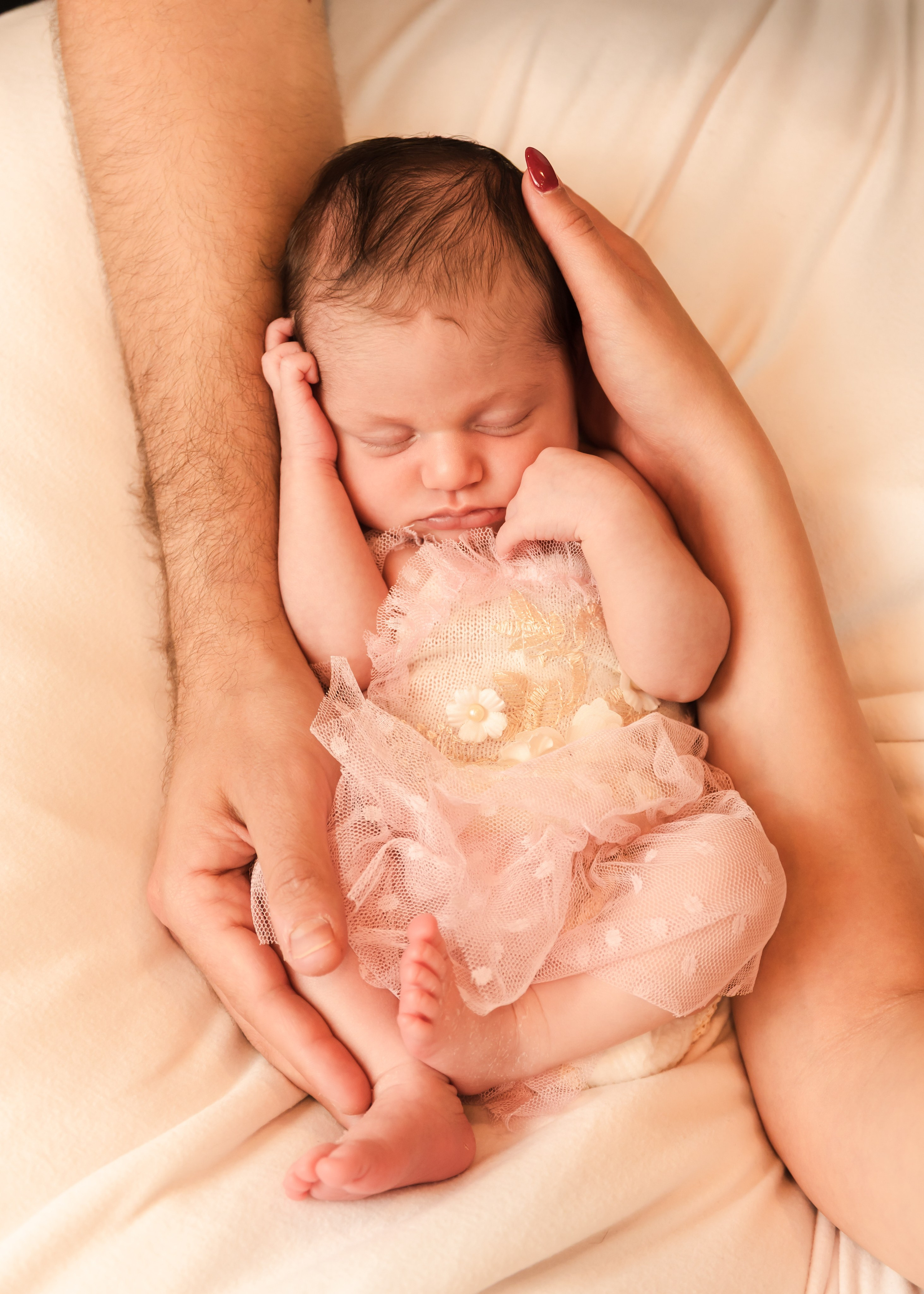 12 Days Newborn Girl Session | A Sweet Newborn Photoshoot. Family, lifestyle, and commercial photography in New York and New Jersey