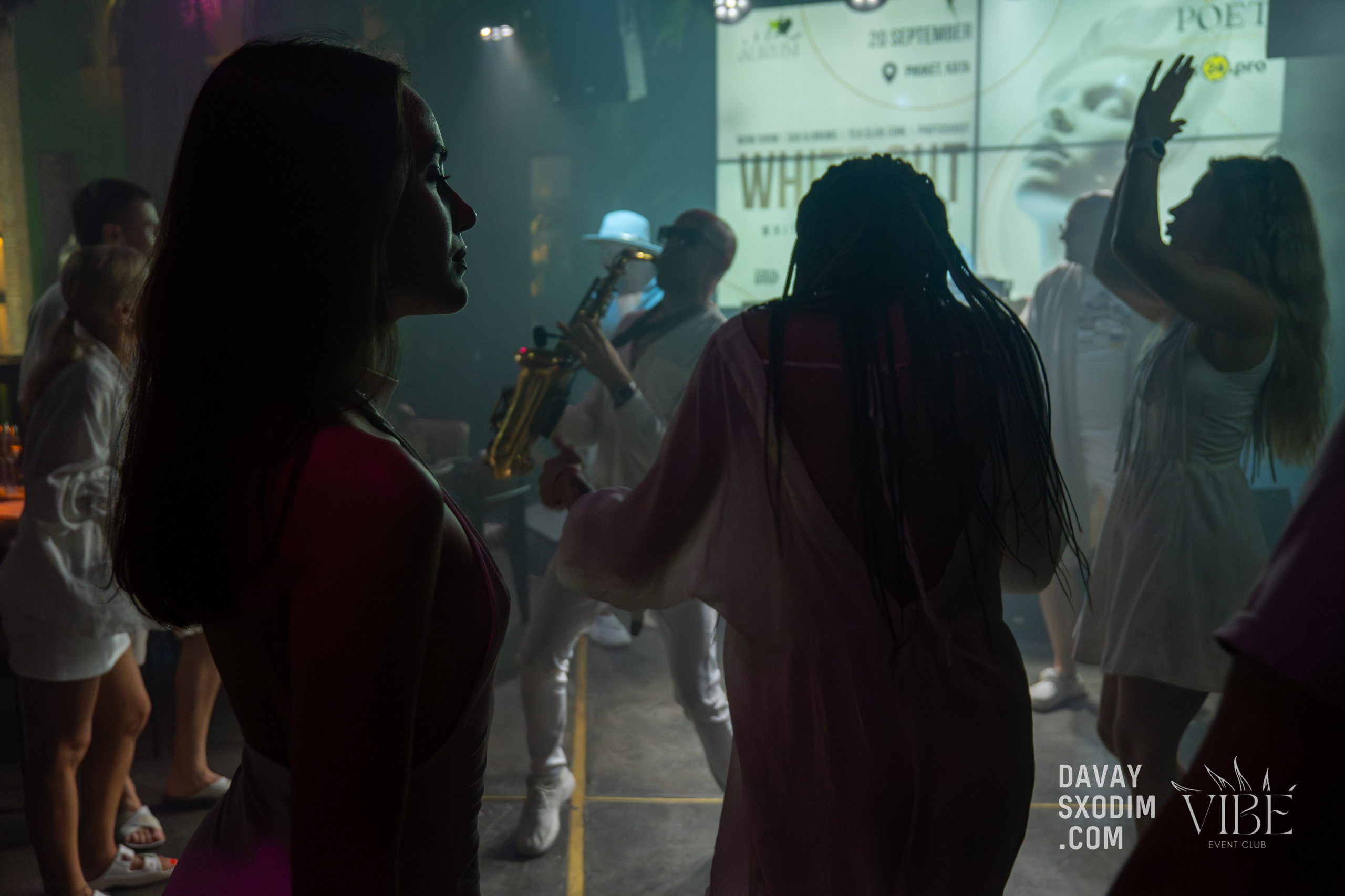Вечеринка White Out | Фоторепортаж | Видеорепортаж | Афиша | DAVAYSXODIM.com PHUKET. АФИША|ФОТОРЕПОРТАЖИ|ИВЕНТЫ|ПХУКЕТ