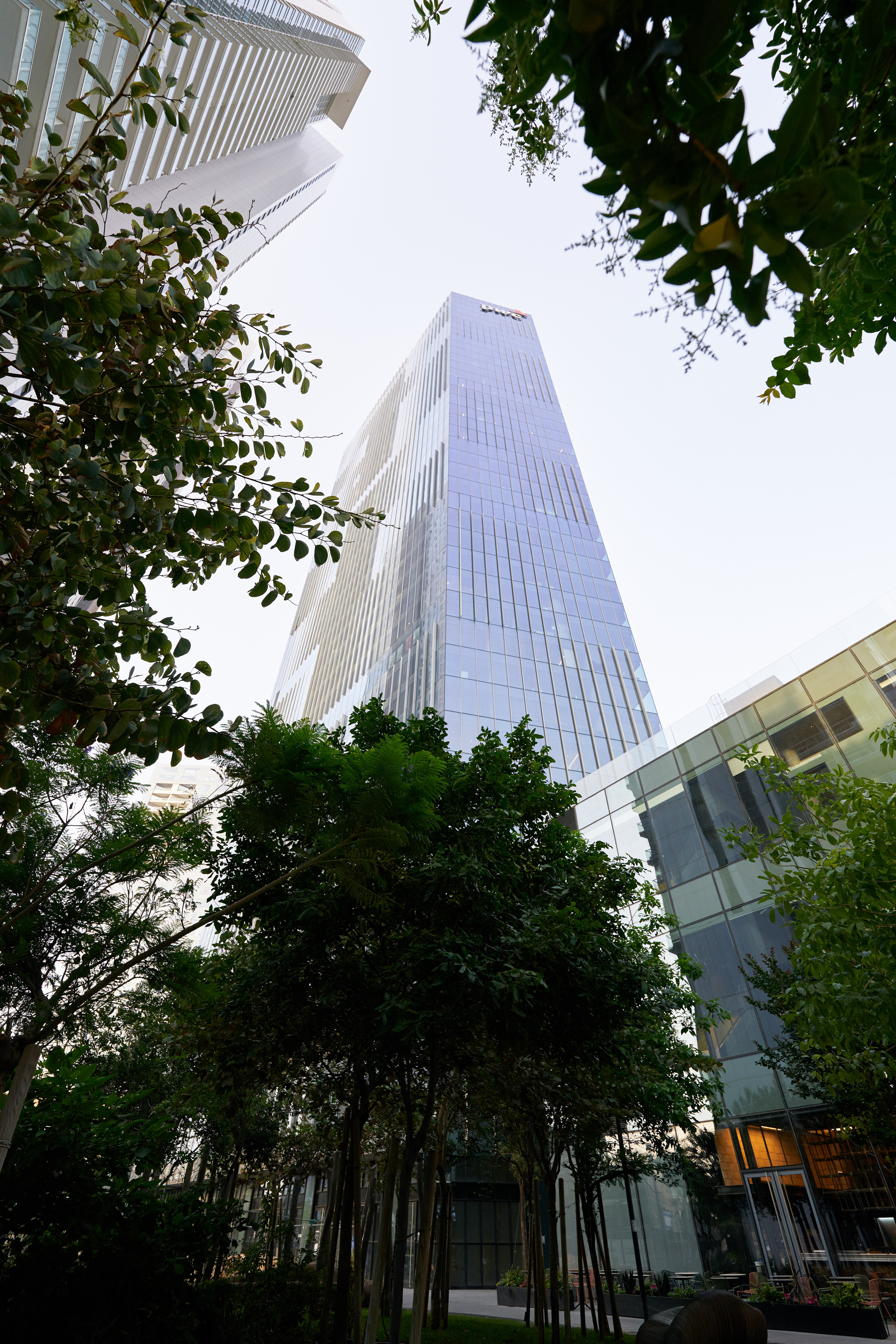 Exterior. צלם אלכס ברט בישראל