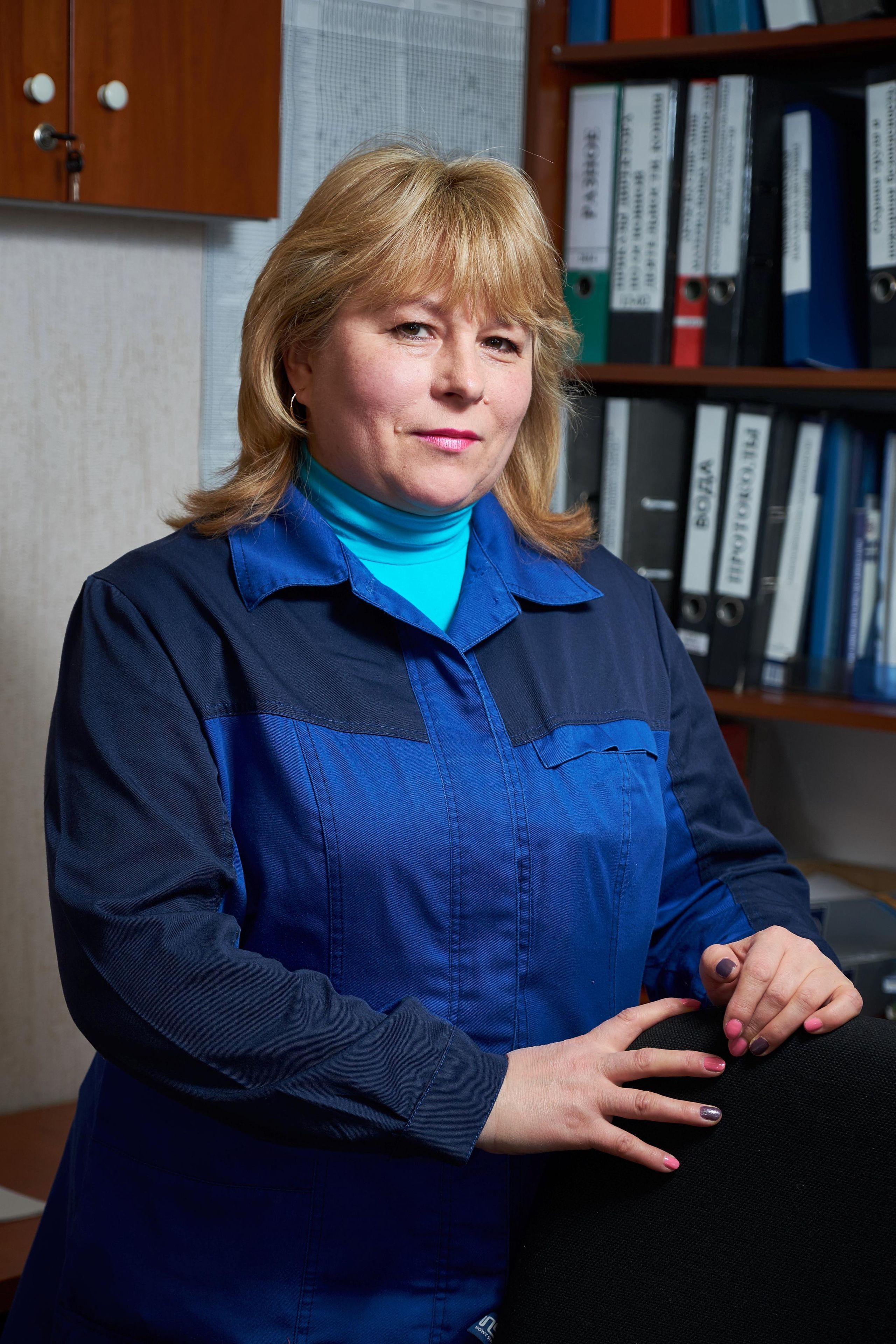 Employees. צלם אלכס ברט בישראל