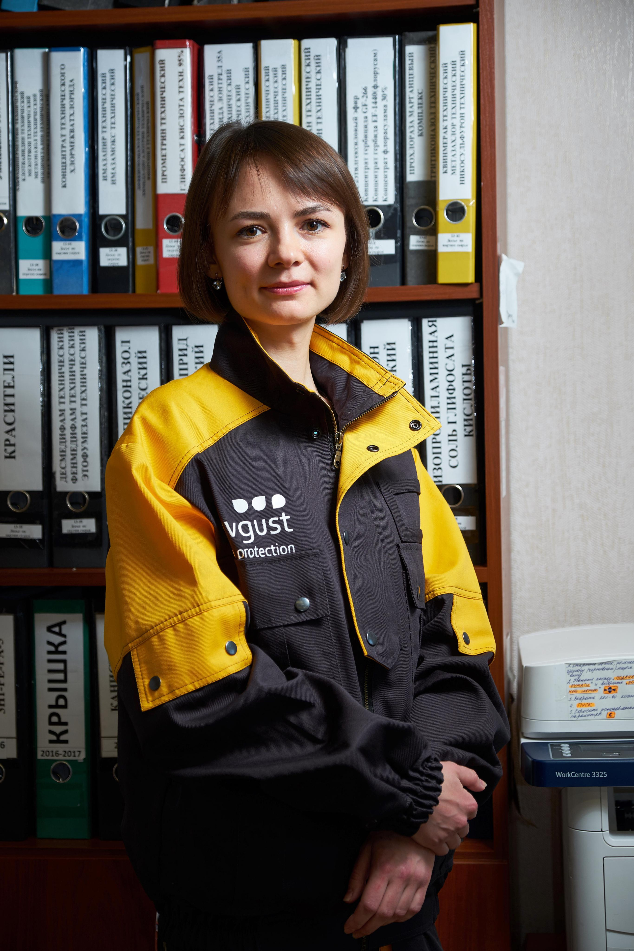 Employees. צלם אלכס ברט בישראל