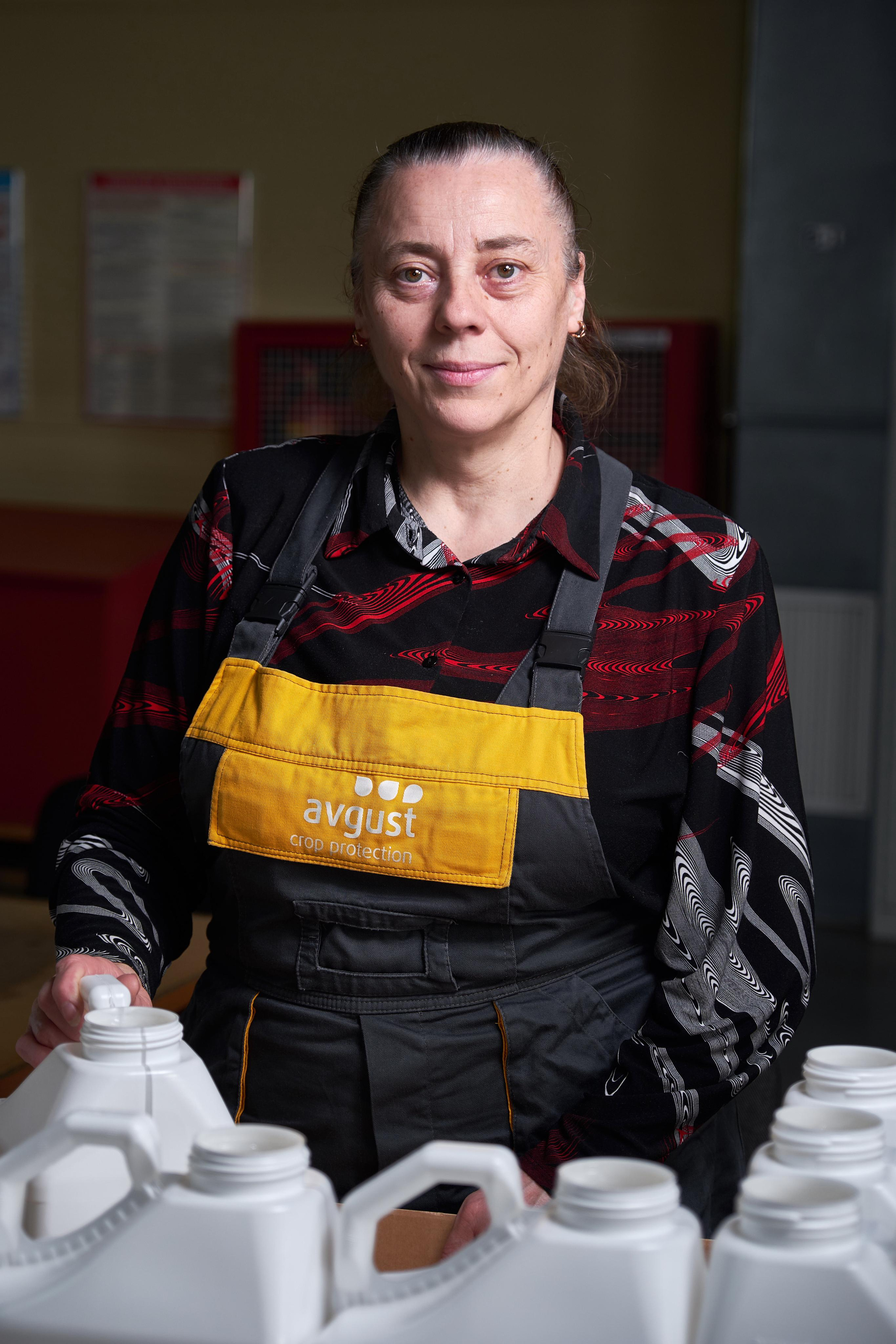 Employees. צלם אלכס ברט בישראל