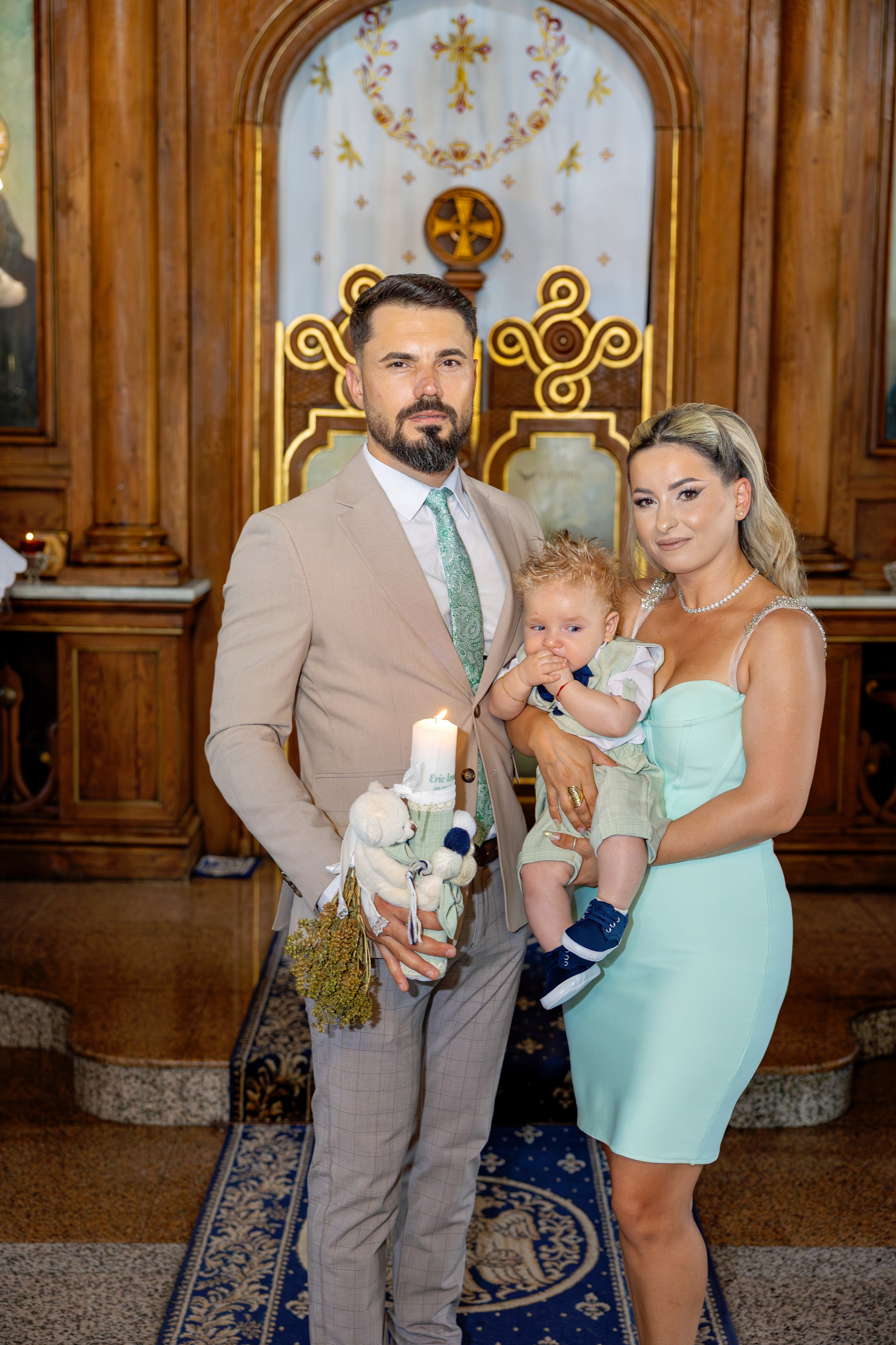 Eric Ionut. Moments By Gub