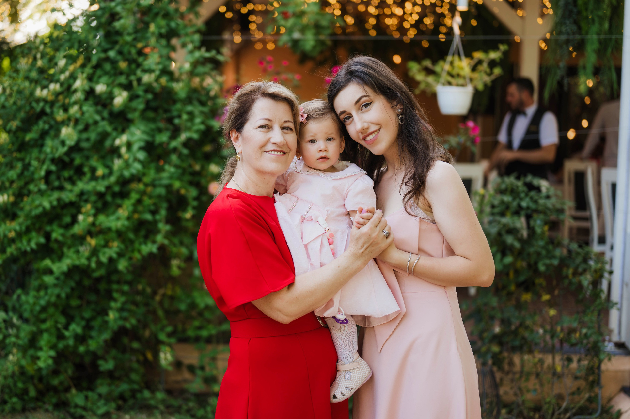 Turta/Mot. Amintirile tale merită mai mult decât o fotografie. Merită o poveste