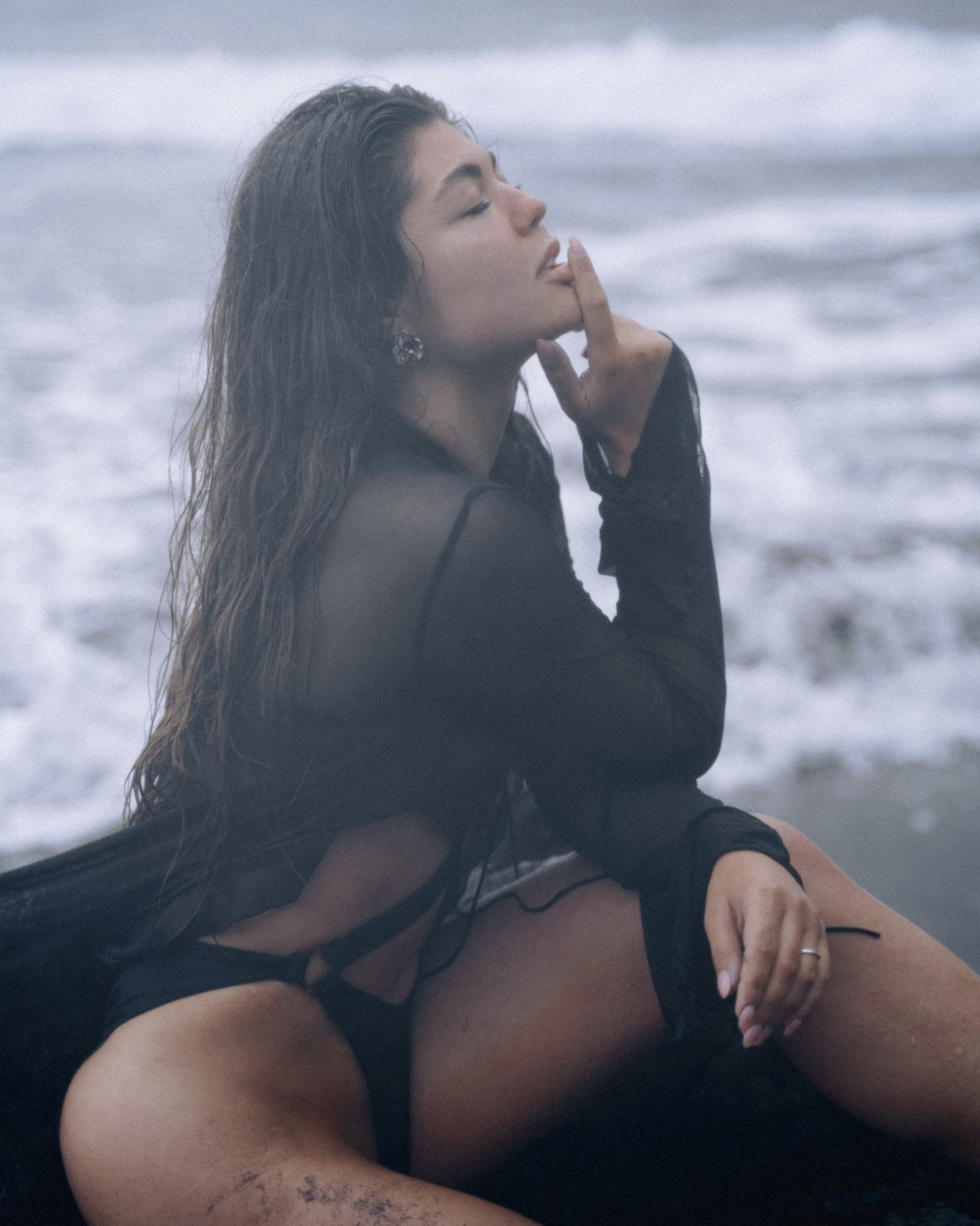 Daria — Seixal Beach Photoshoot in Misty Weather | Photographer Madeira. Your photographer in Madeira