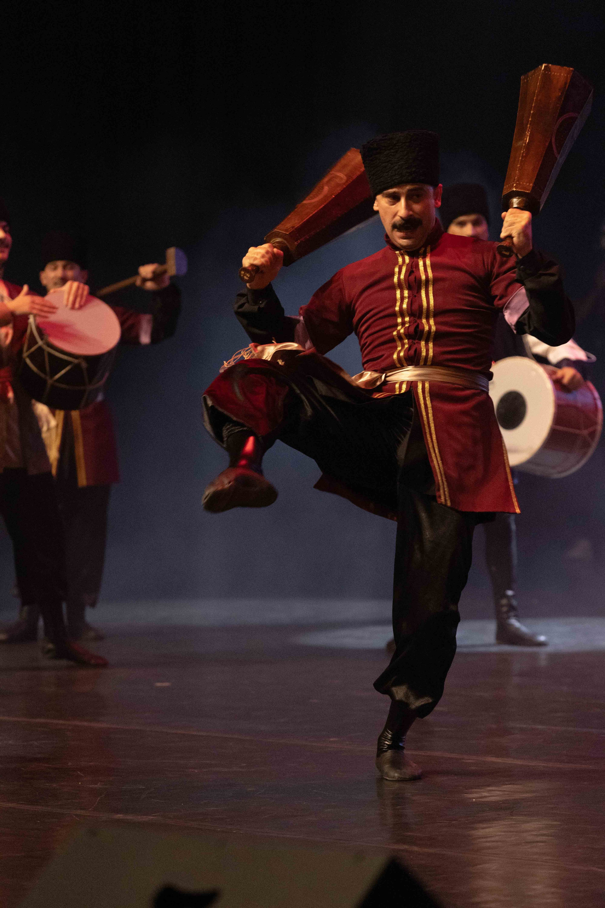 STATE DANCE ENSEMBLE. Wedding&Event photographer Ismail Rzayev in Baku