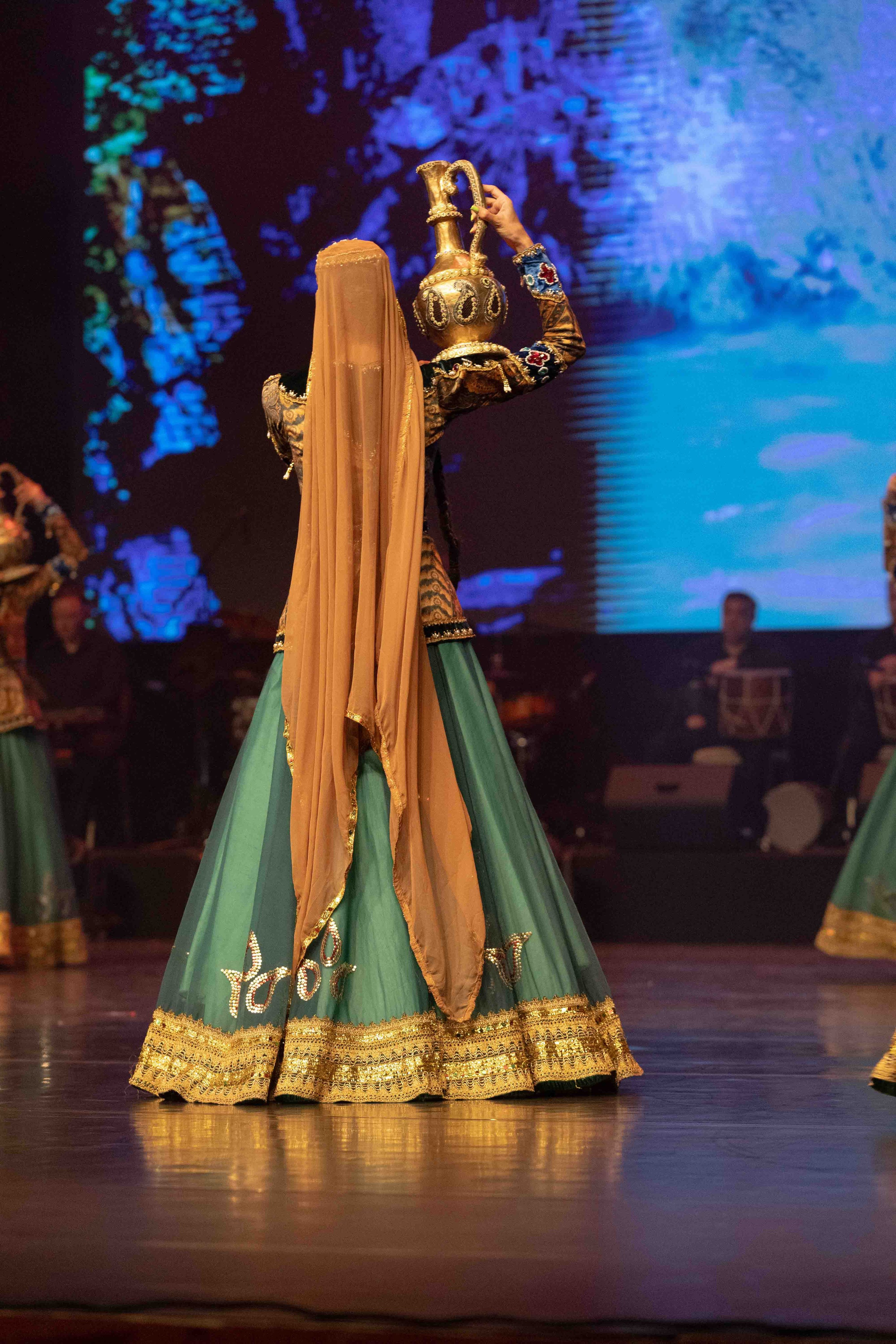 STATE DANCE ENSEMBLE. Wedding&Event photographer Ismail Rzayev in Baku