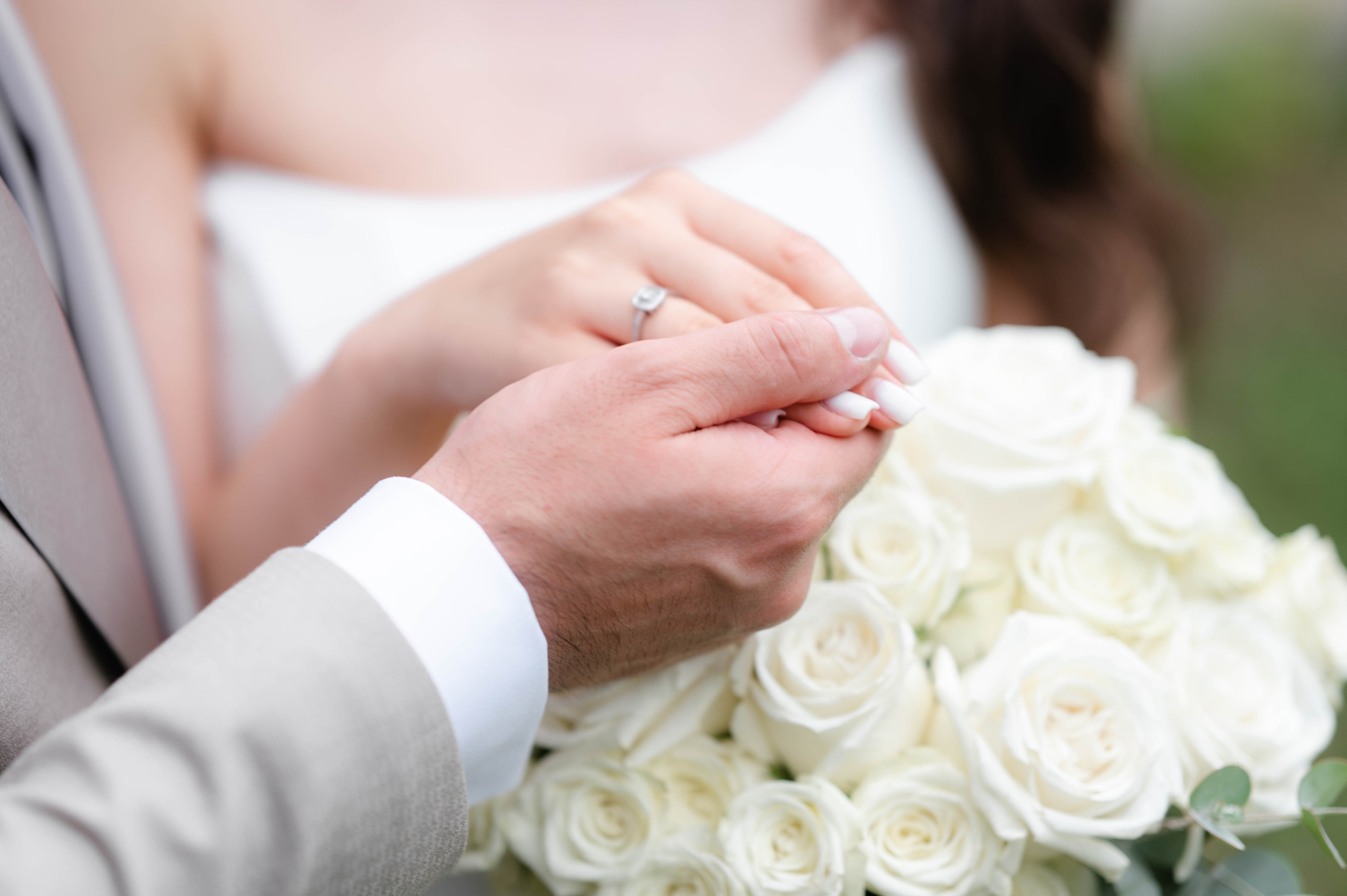 Bianca + Mihai. Alexandra Hanu Photographer