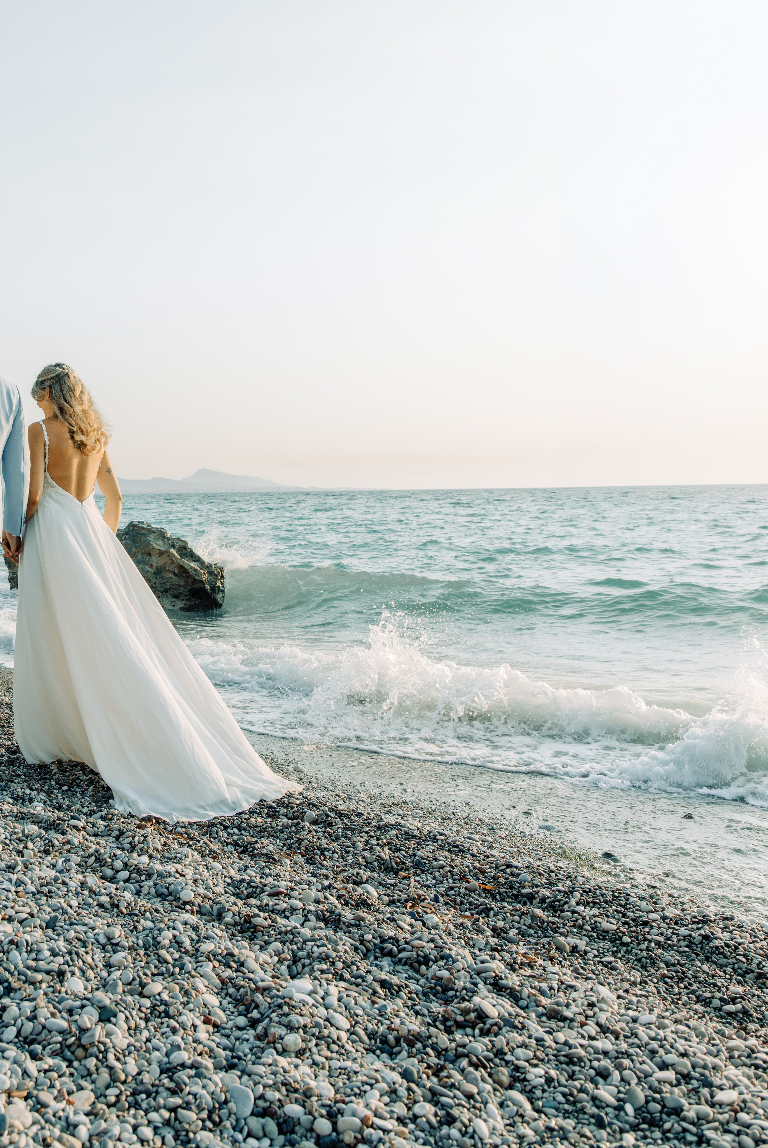 Where the Earth Meets the Sky. Portrait- und Hochzeitsfotografin Irene Art Photo mit Sitz auf der griechischen Insel Rhodos