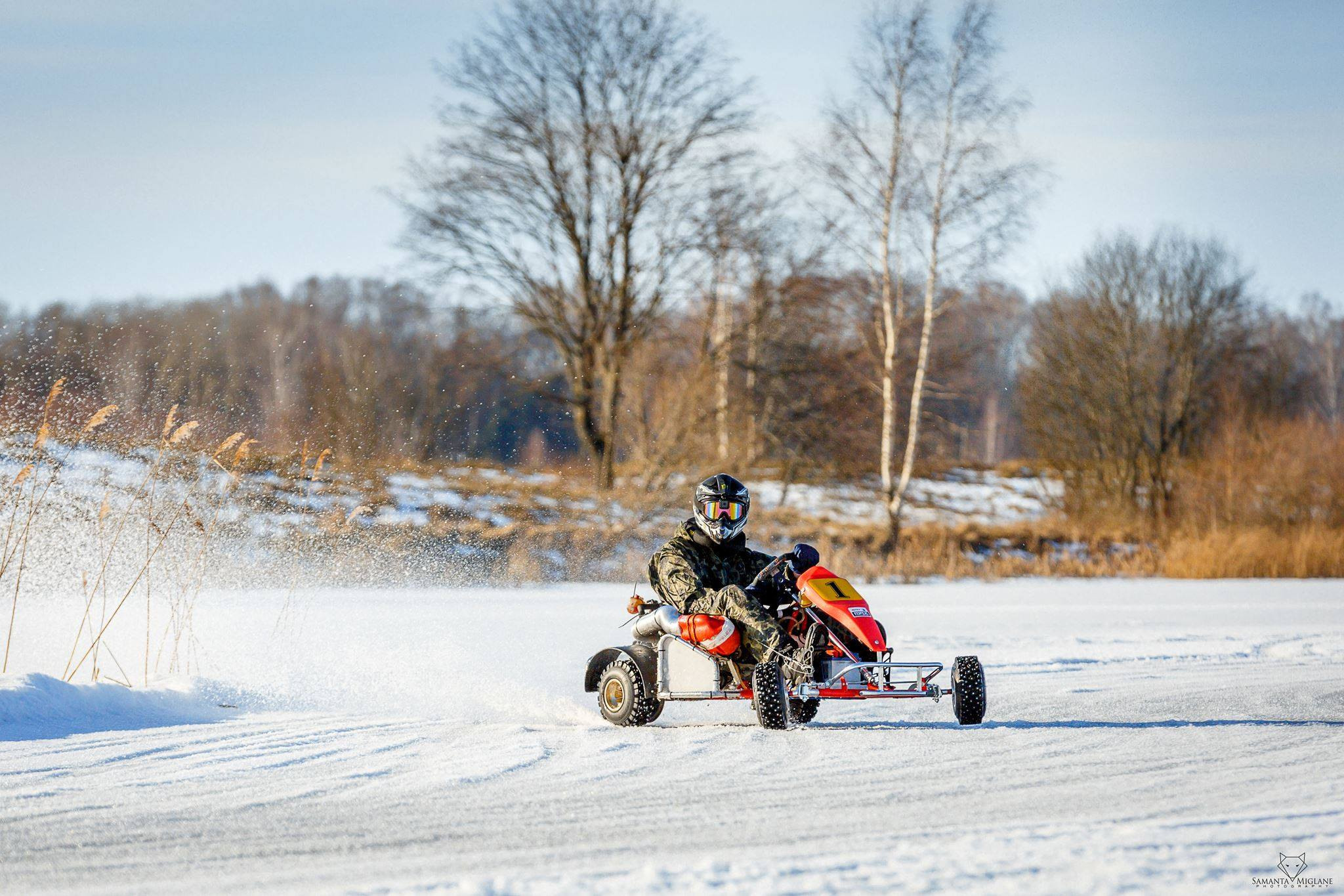 Pa sniegu ar kartingiem. FOTOGRĀFS| LATVIJA |DAUGAVPILS|