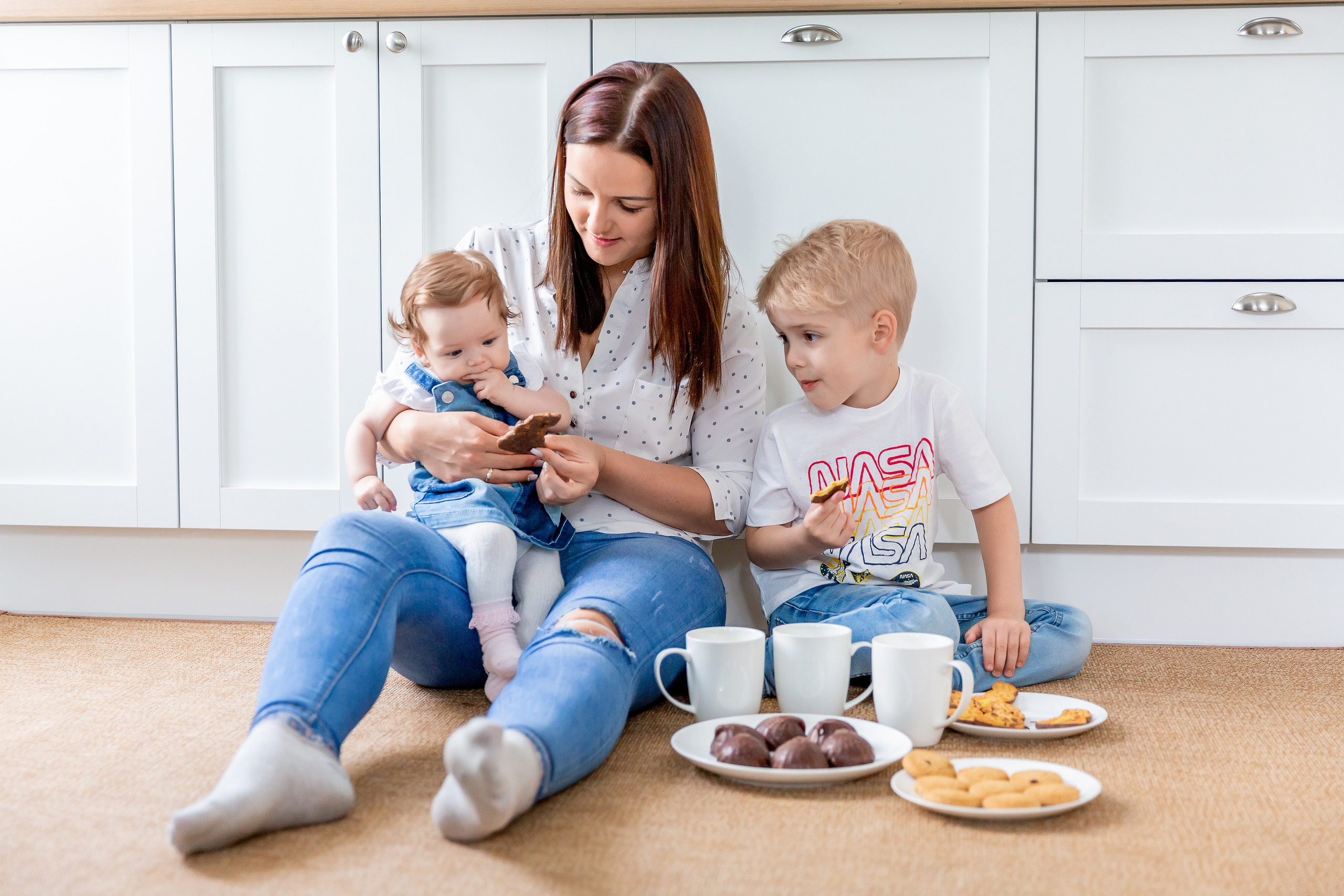 Лола и малыши. ФОТОГРАФ |ЛАТВИЯ | ДАУГАВПИЛС|