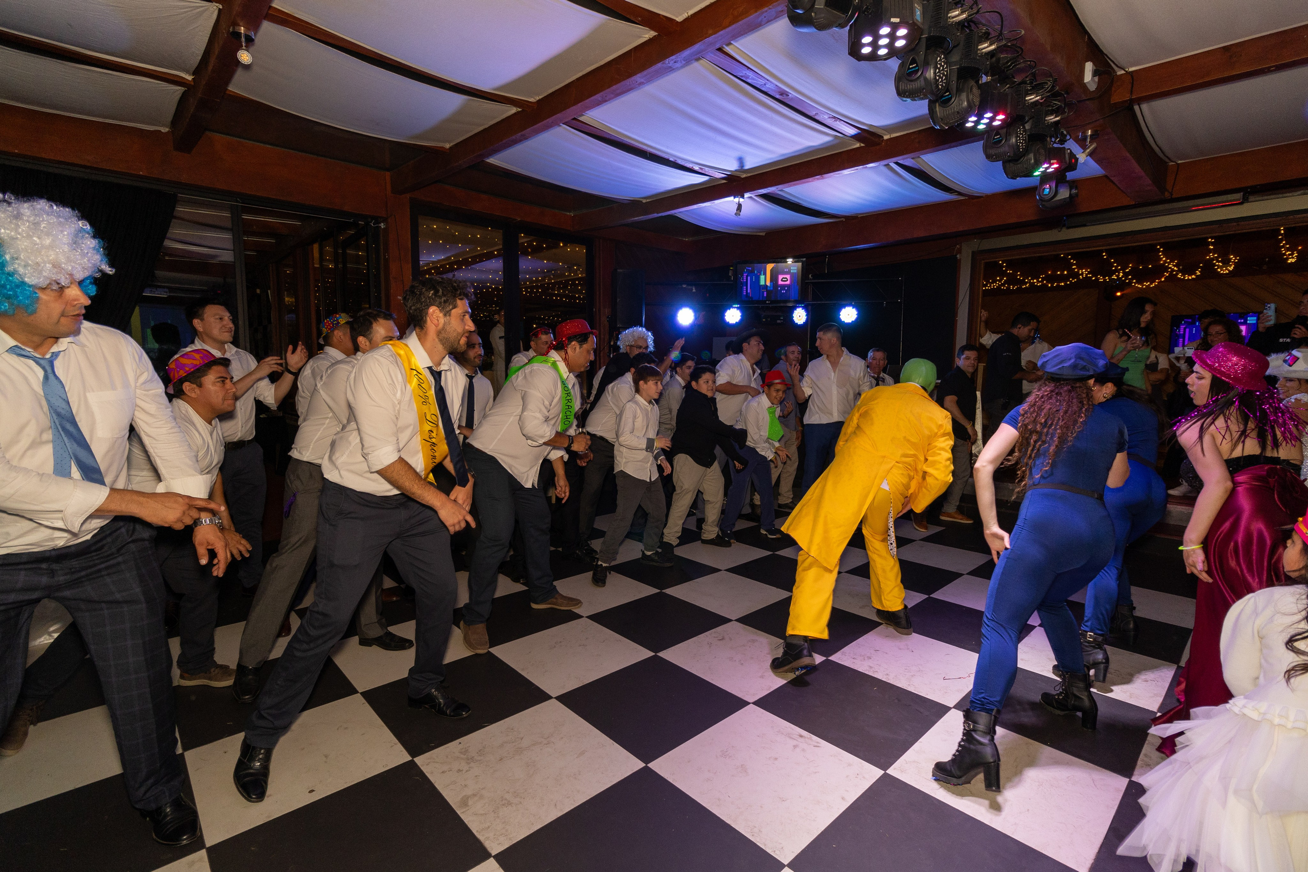 Katherin y Daniel. Dinka & Emilio - El arte de preservar lo que no se repite