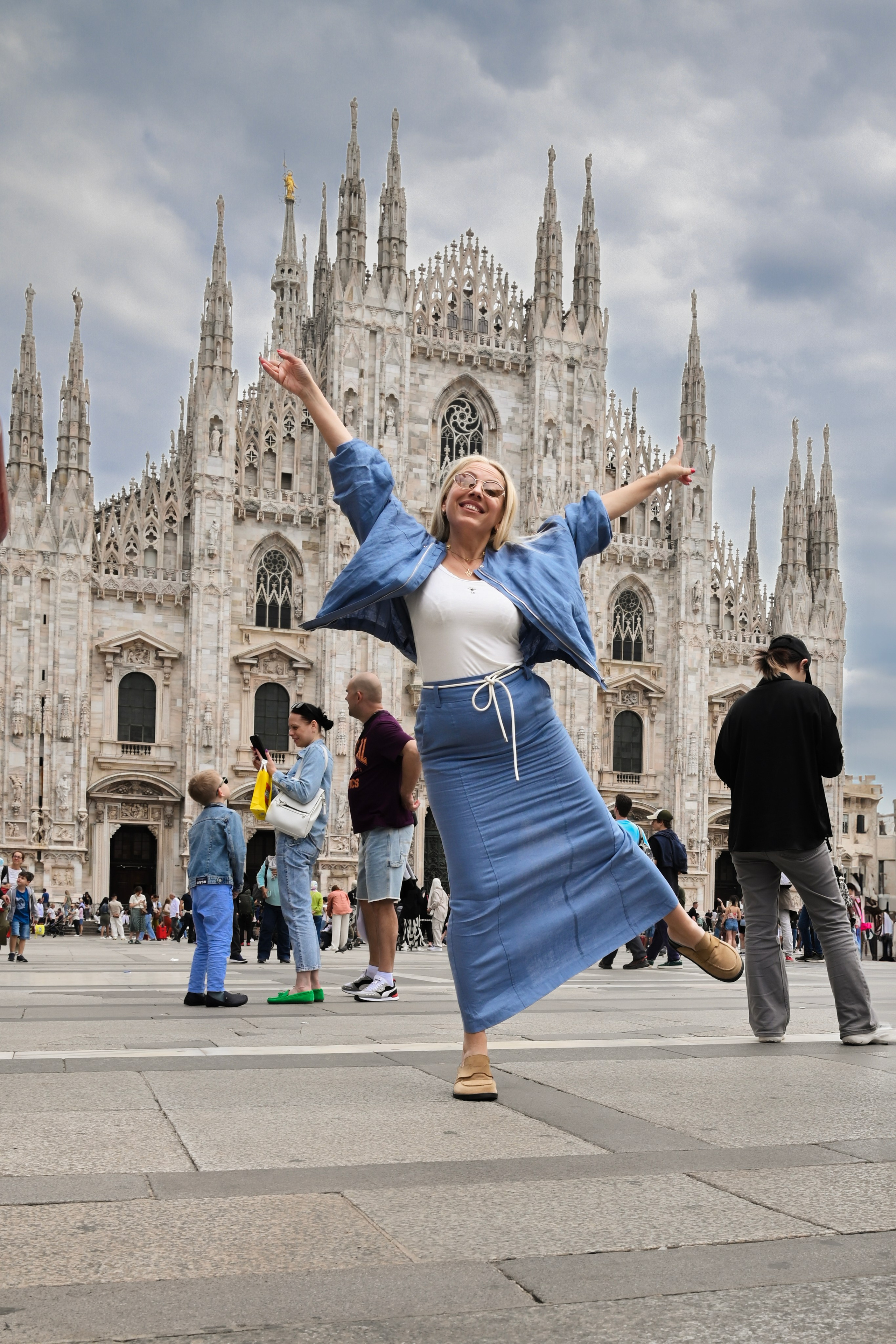 Walking in the center of Milan