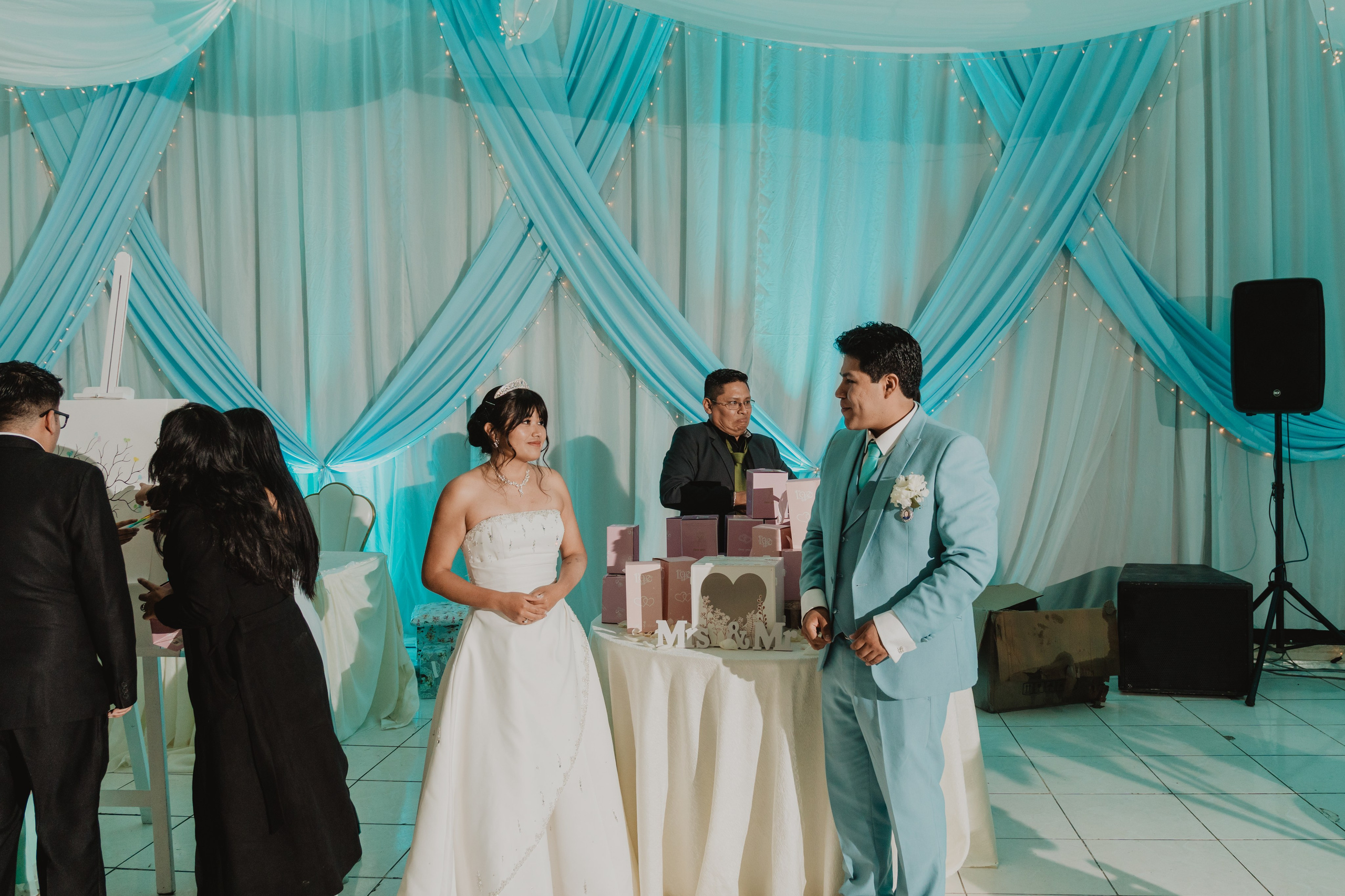 STEISY + EMMANUEL | BODA RELIGIOSA. Studio KVTA | Fotografía y Video de Bodas en Arequipa