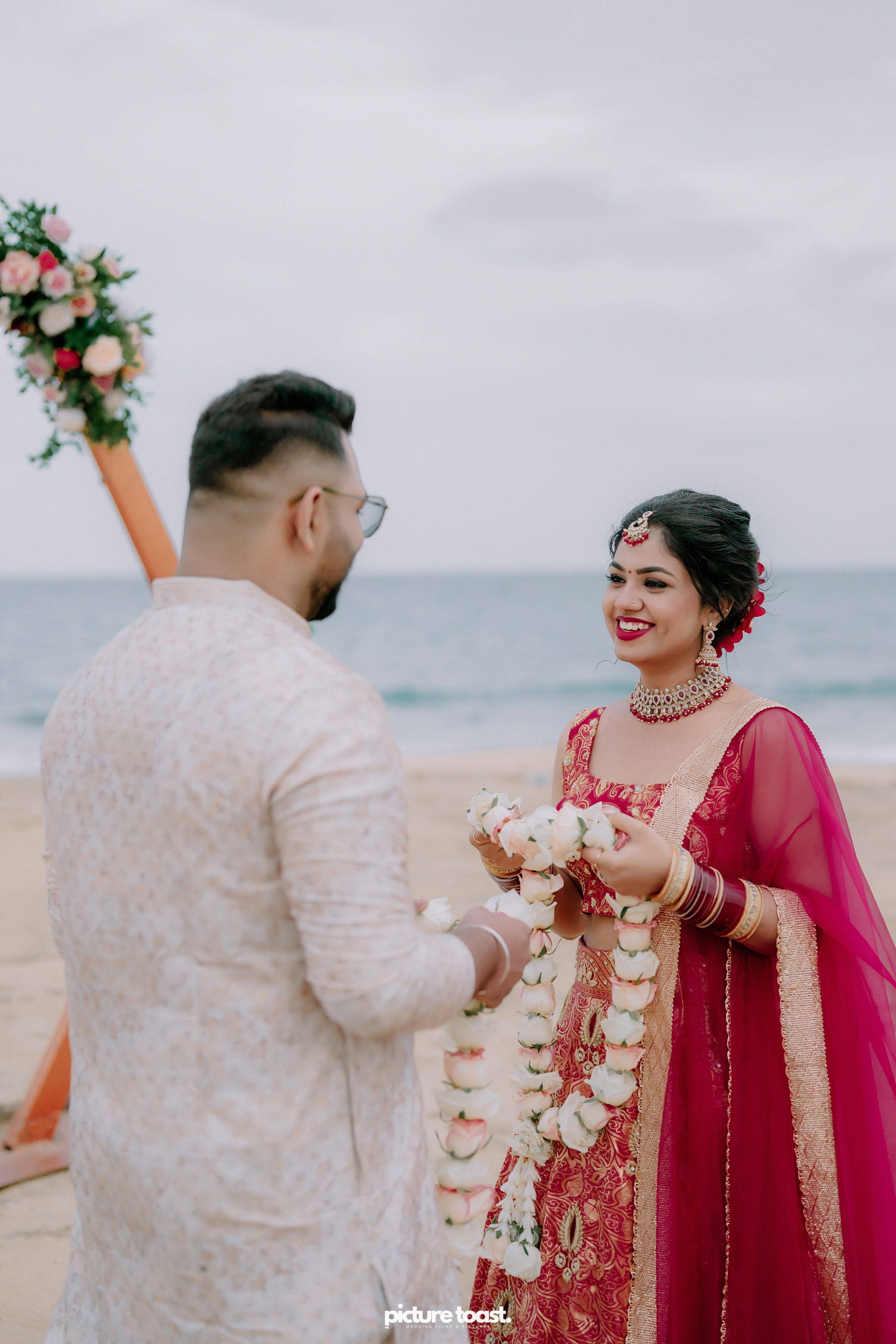 Beach Wedding! Ft. Malavika & Vishnu. Fine art Wedding Photographers in India & Canada