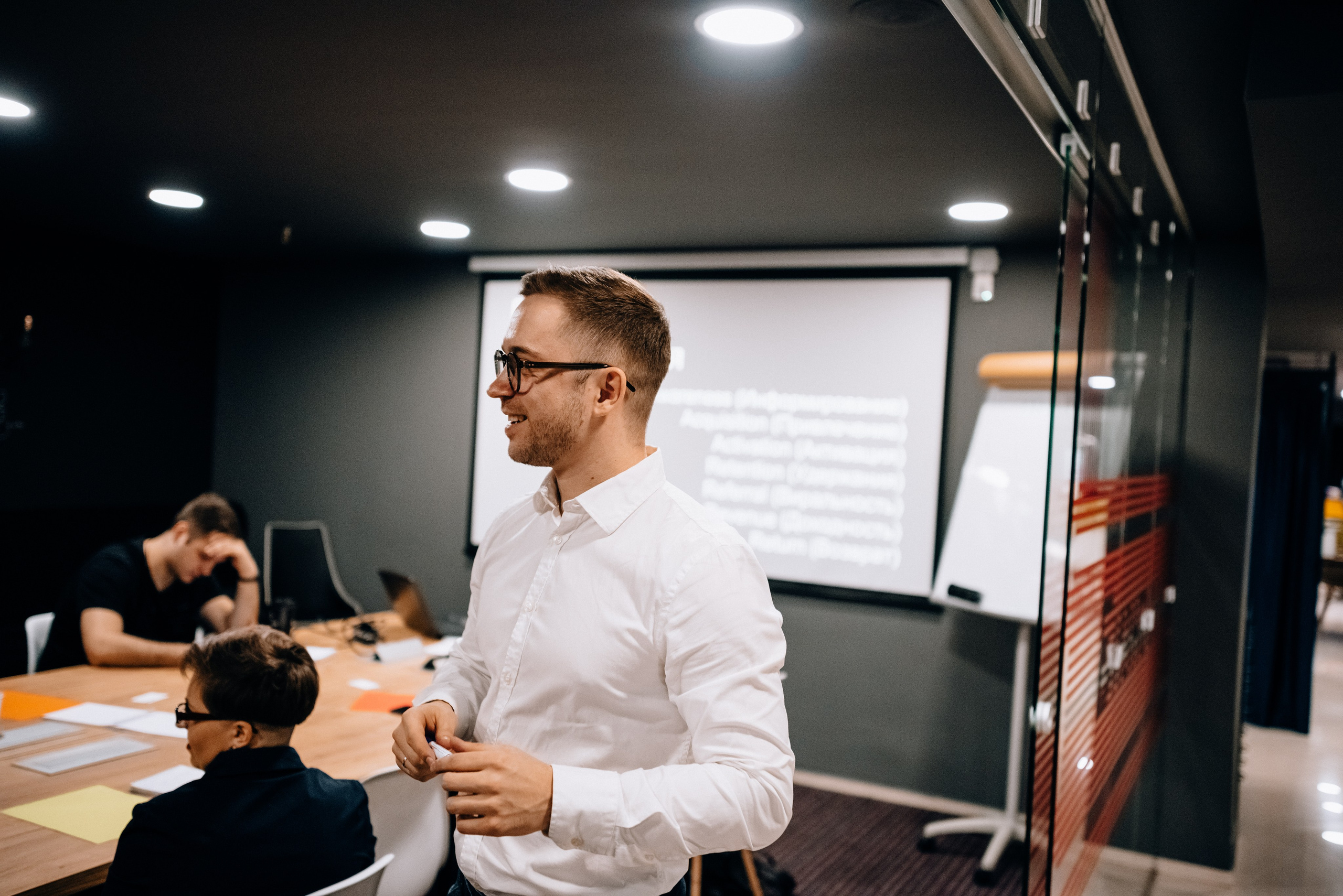 Business lecture. Destination Wedding photographer Italy, France, Germany, Spain, Poland Oleg Zaicev