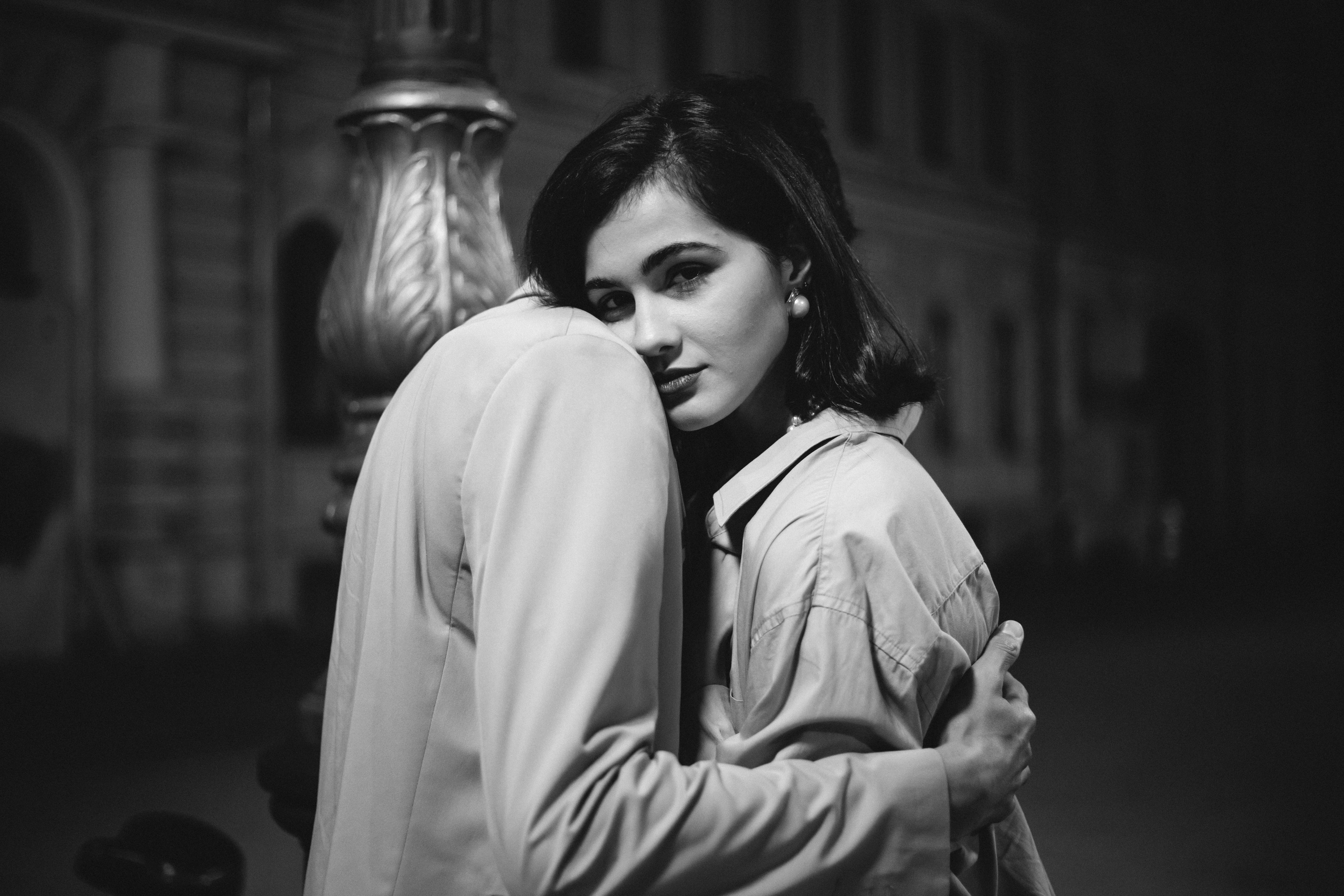 Noah & Lily: romantic city photowalk. Alice Bell — Wedding photographer in New York