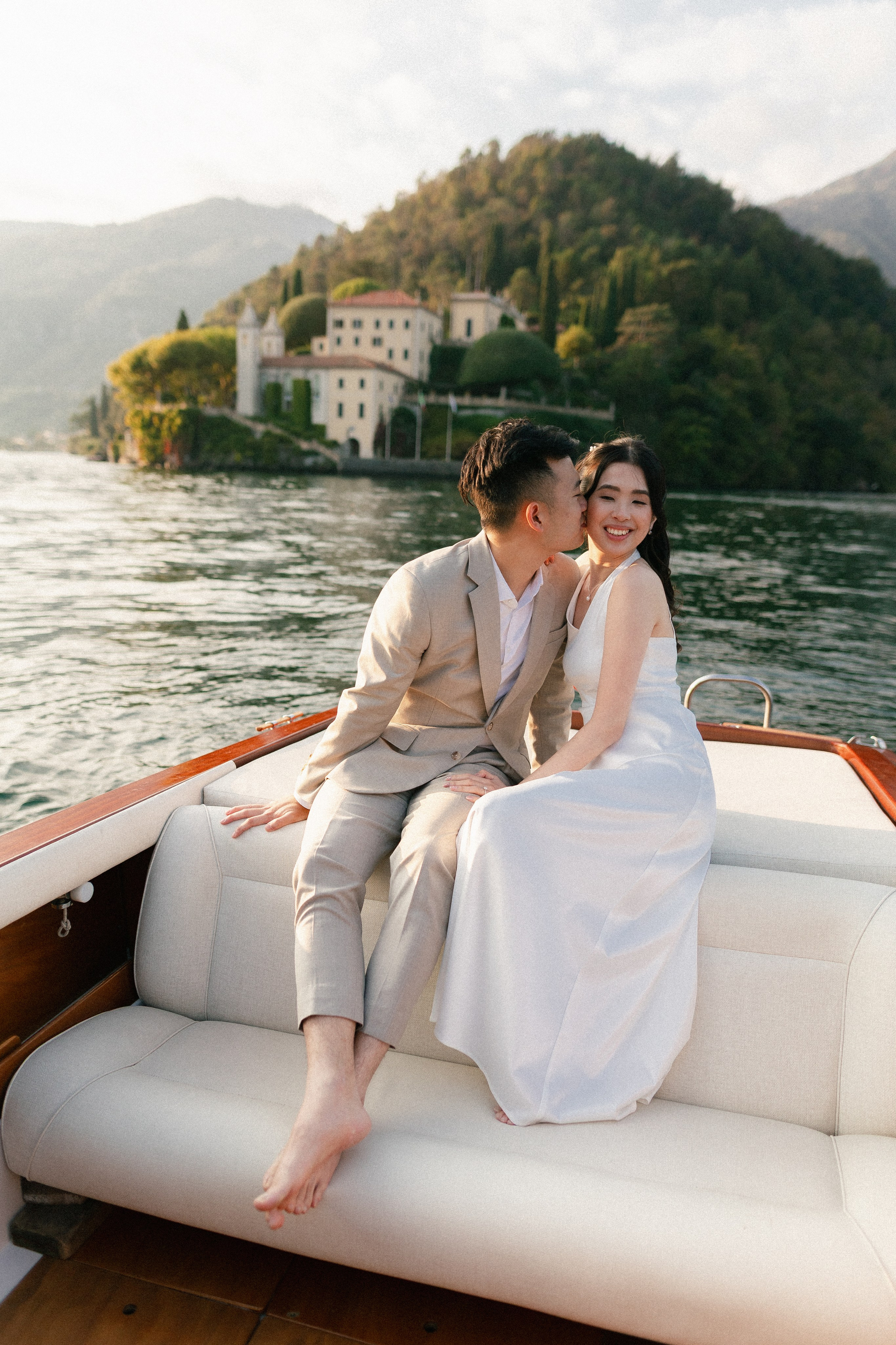 Elopement on Lake Como — Intimate Wedding Photography by Anna Linnik. Photographer in Italy Anna Linnik