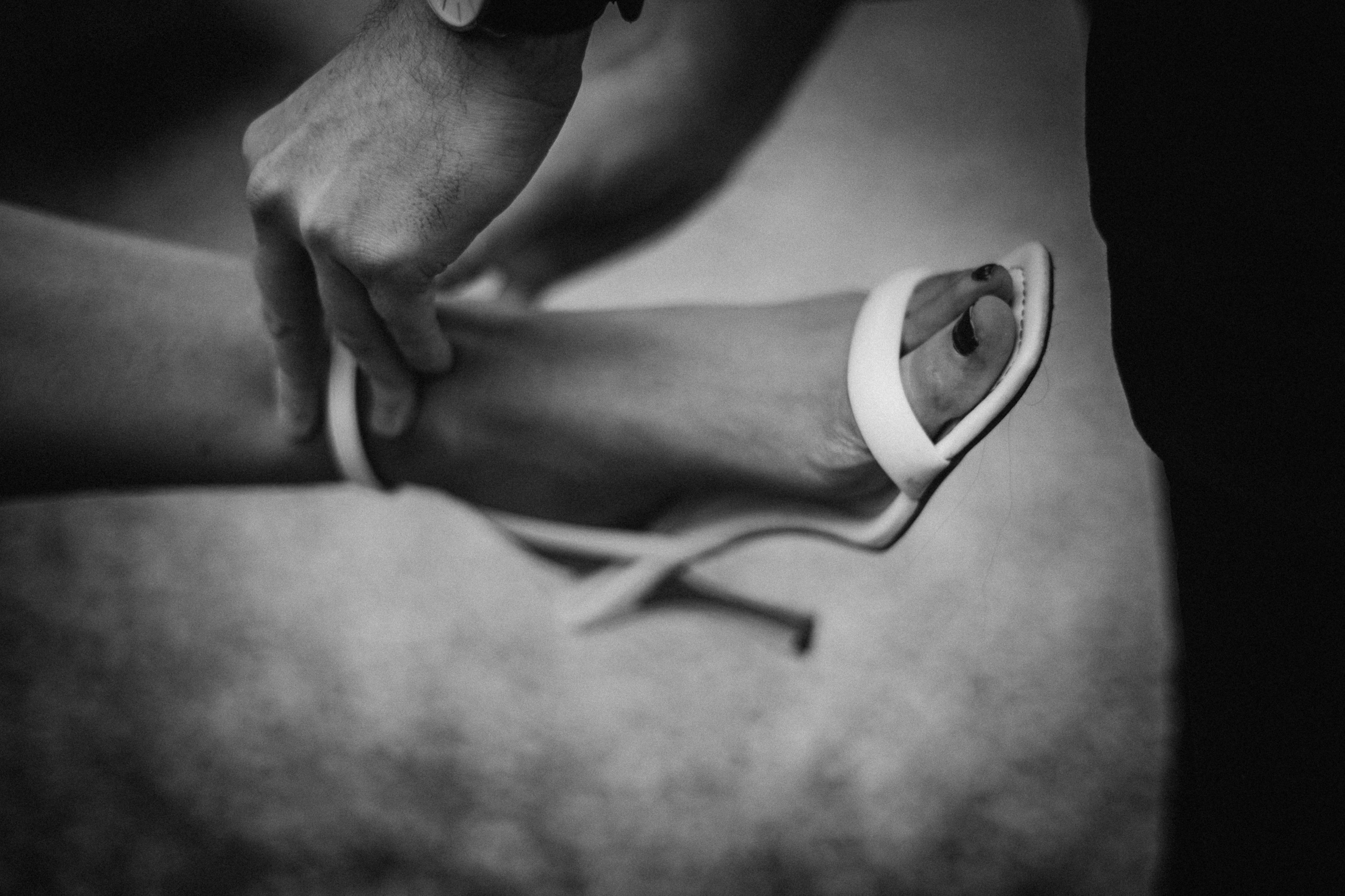 Engagement photoshoot in Donegal, Ireland. Wedding & Family photographer in County Donegal and Dublin, Ireland