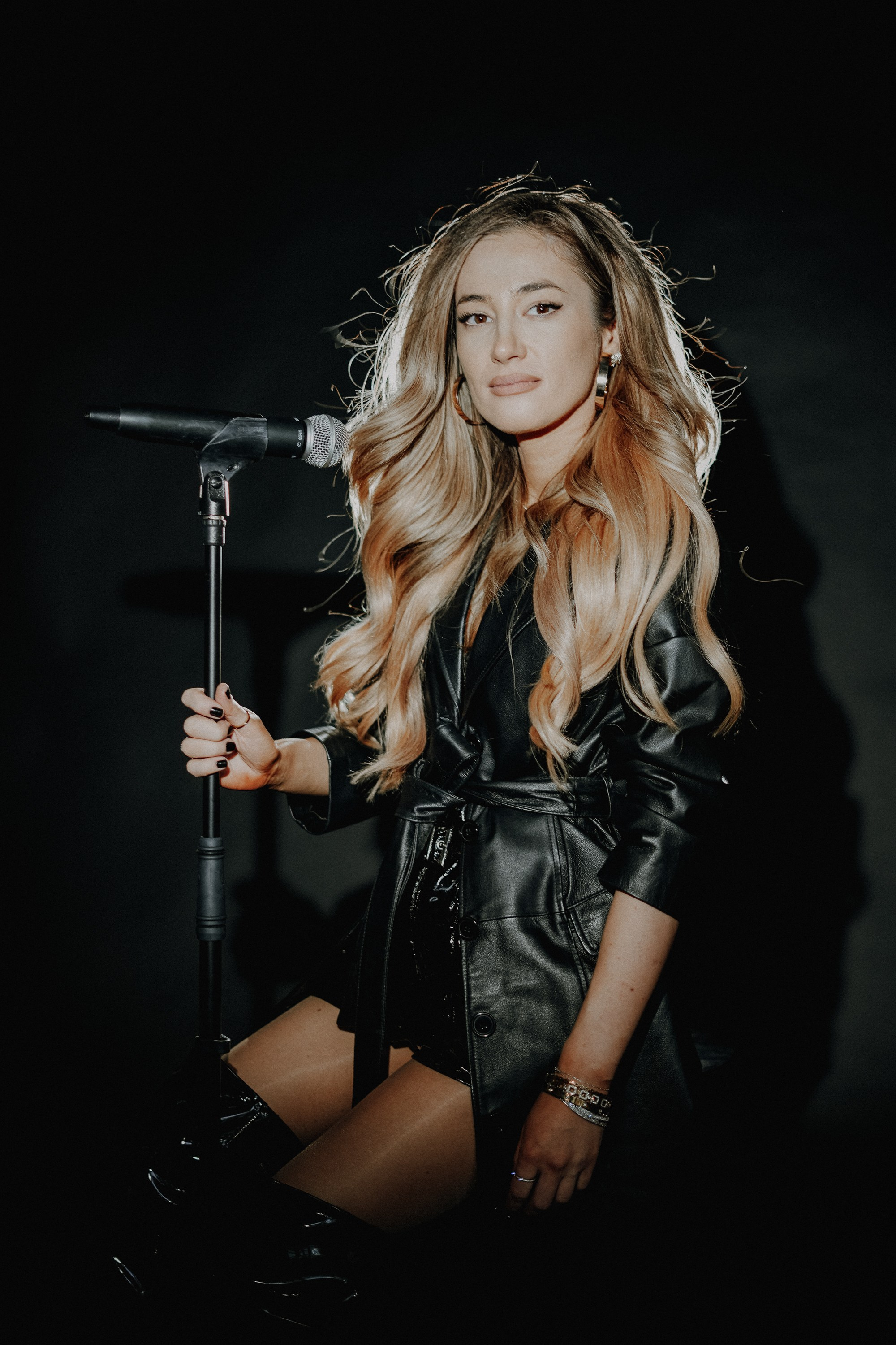 Shooting artist — Magda Stirbat. MARINABUGS