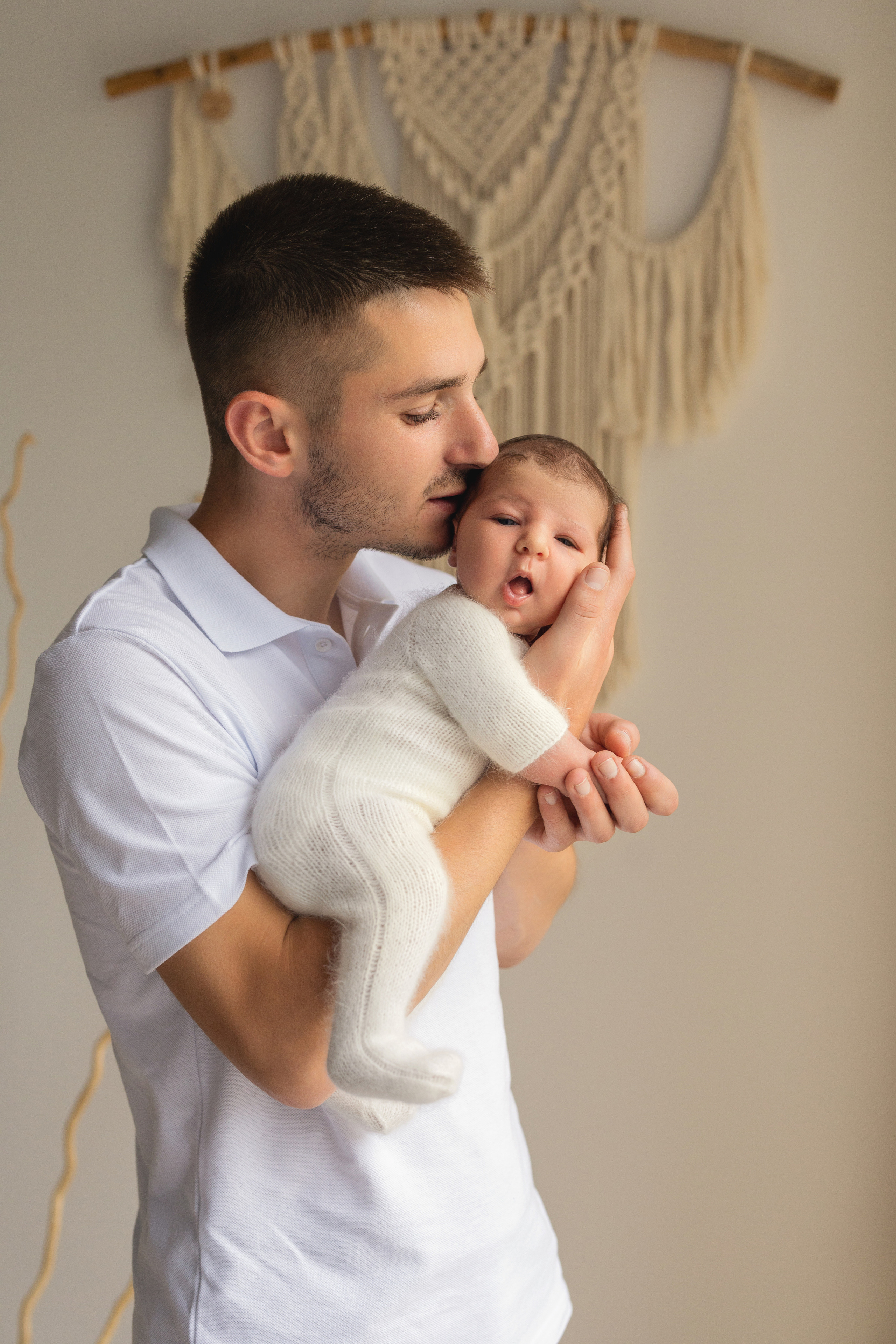 Nounascuti. Fotograf de familie la Ungheni și Reggio-Emilia, Alessia Slivca