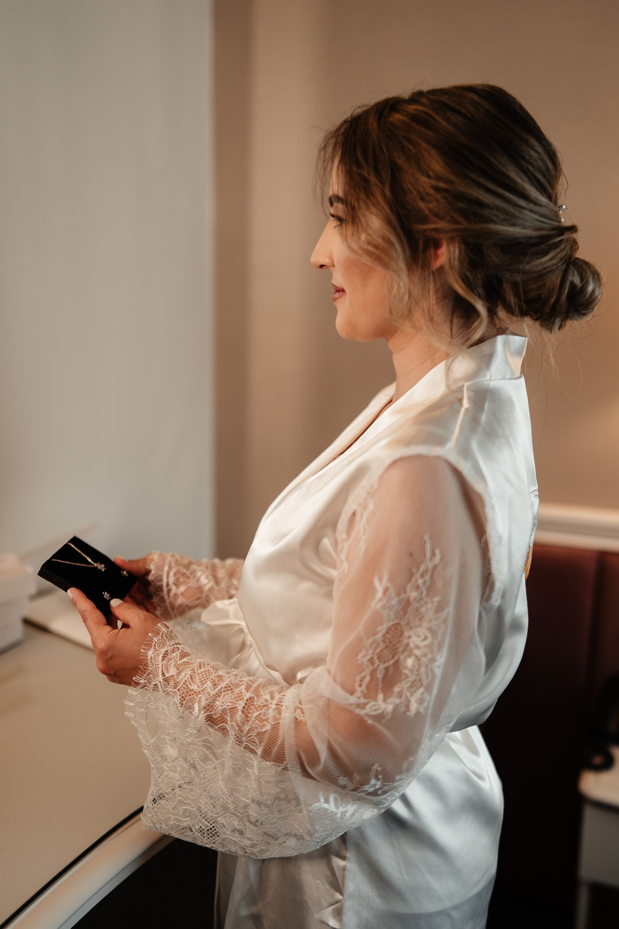 Alexandra + Andrei / Iasi. Foto-Video Nunta Iasi, Suceava, Bucuresti / Disponibilitate 2025 — 2026 — 2027