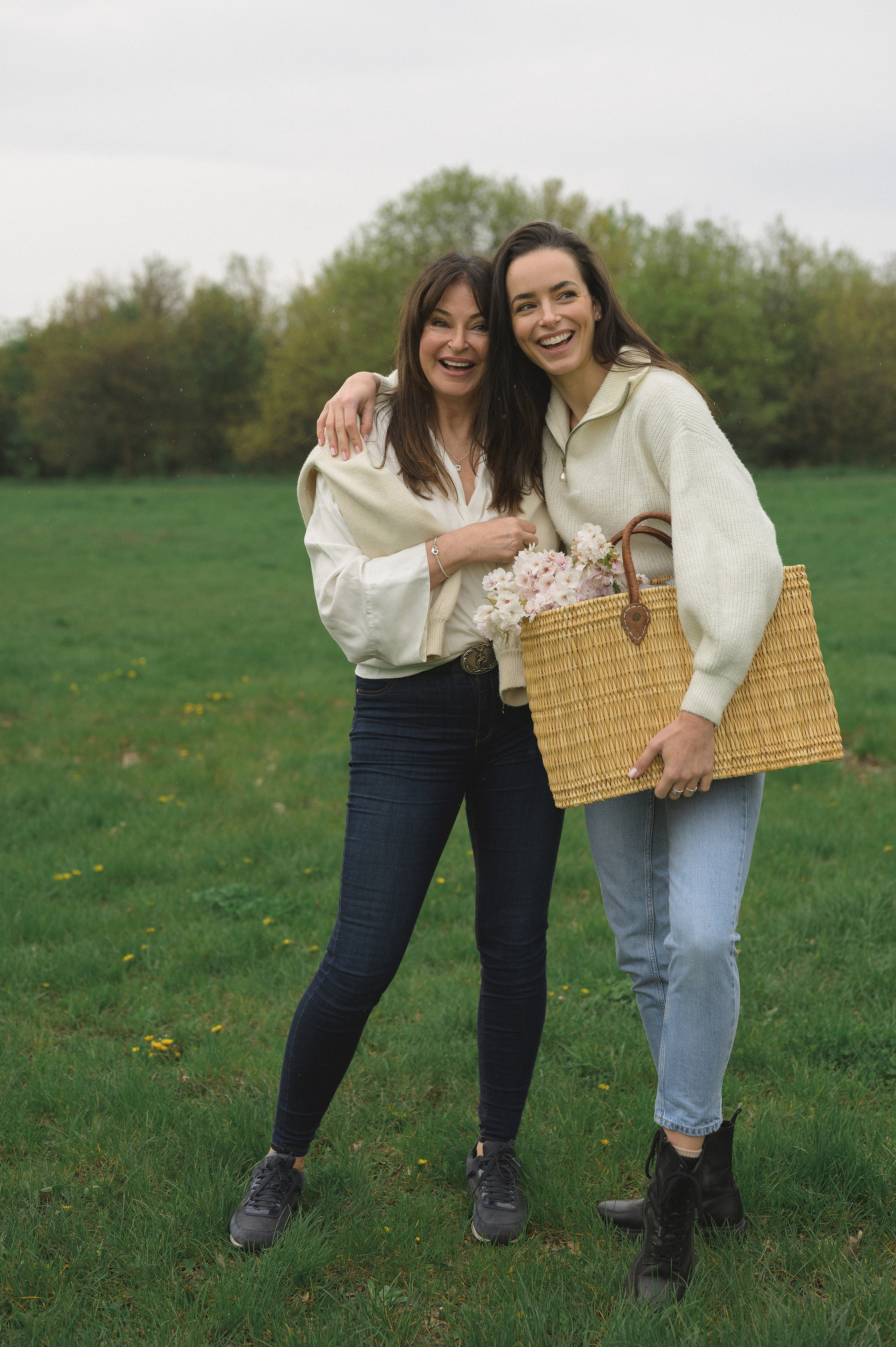 Mother and daughter, 2023. Wedding photographer in Wroclaw Warsaw Krakow Margarita Tuleiko