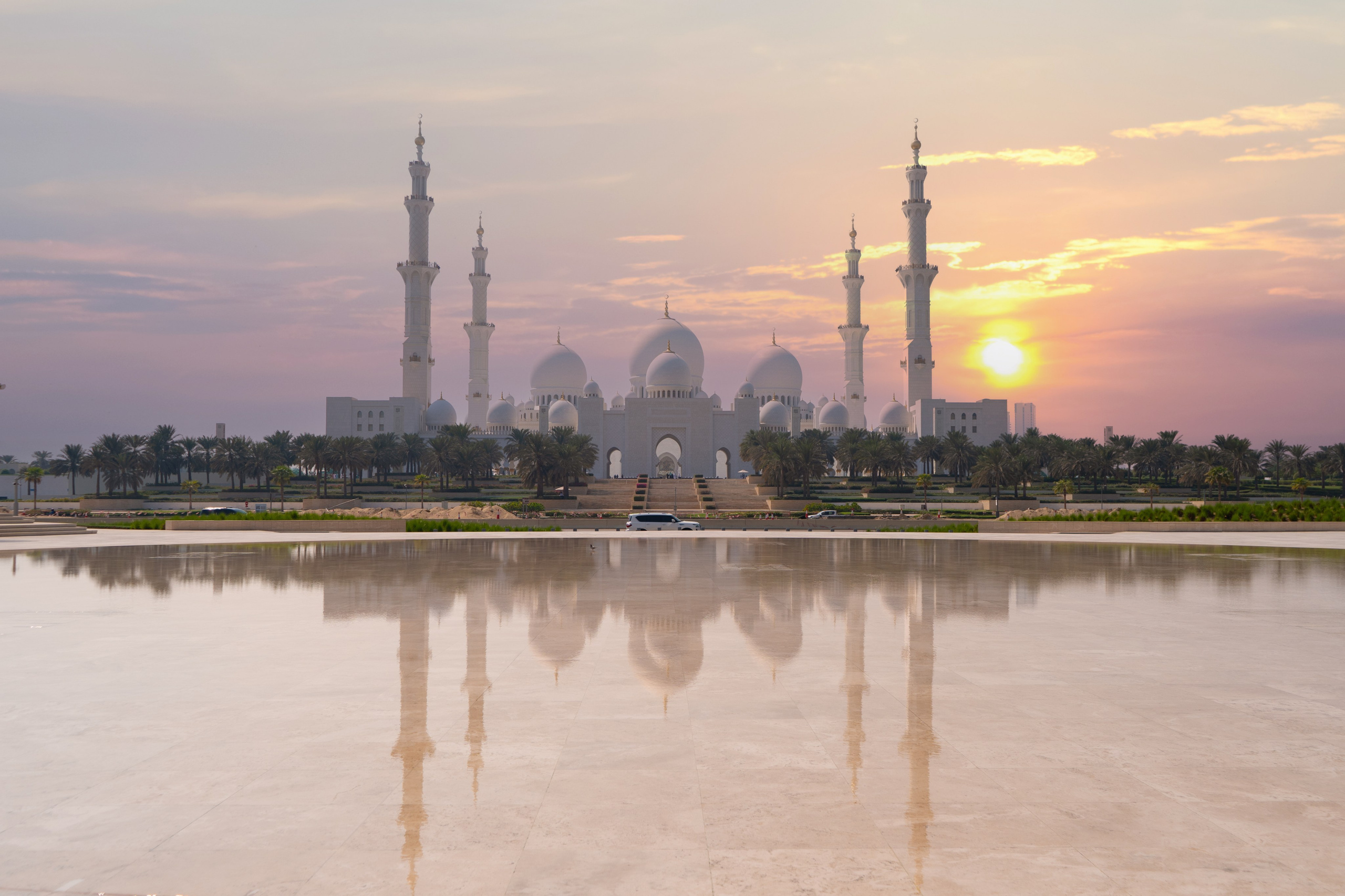 Contact Photographer in Abu Dhabi Dubai UAE — Book a Photoshoot. Mariia Safronova is your photographer in Abu Dhabi and Dubai