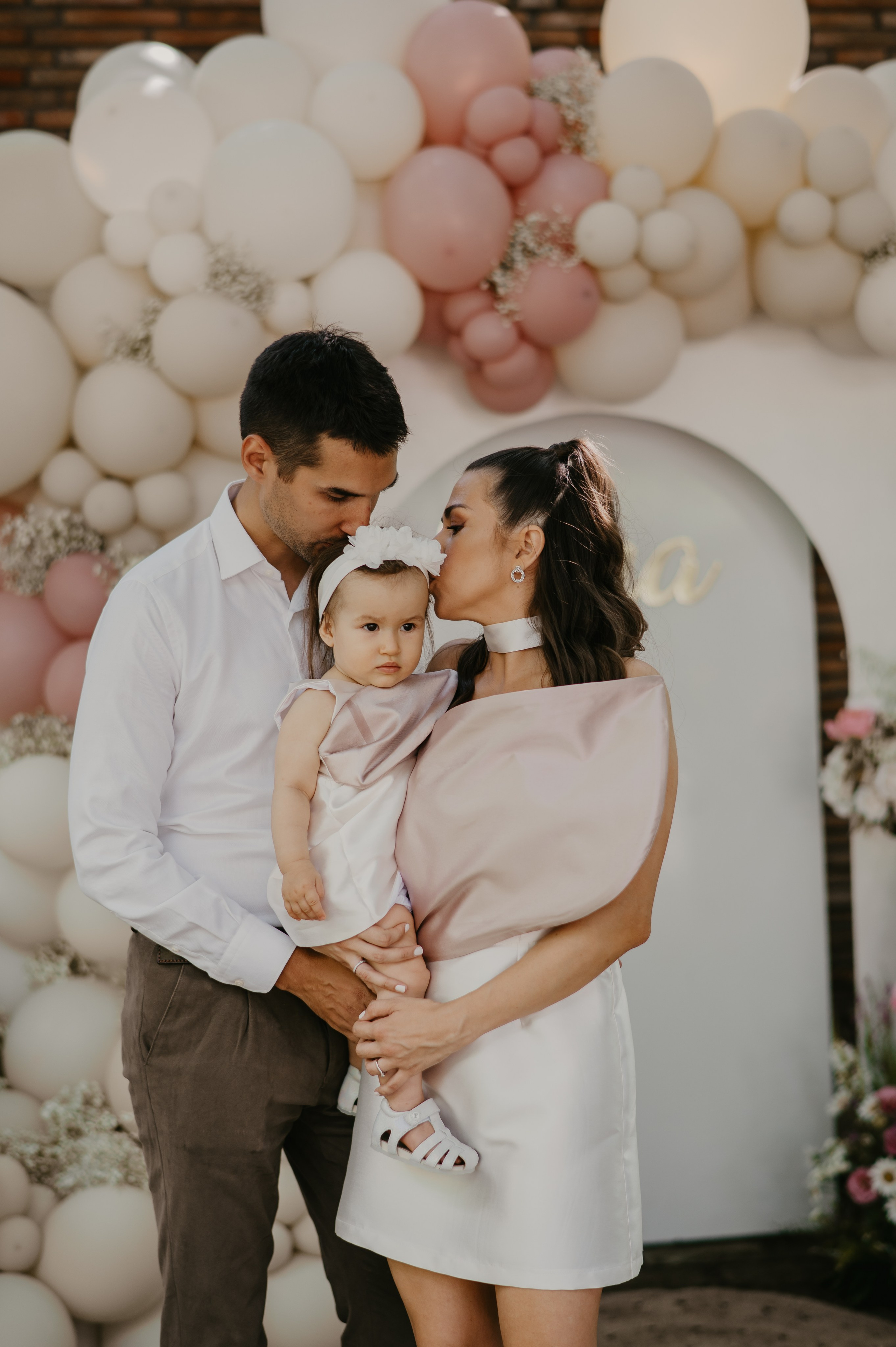 Emin prvi. Ana Sladojevic