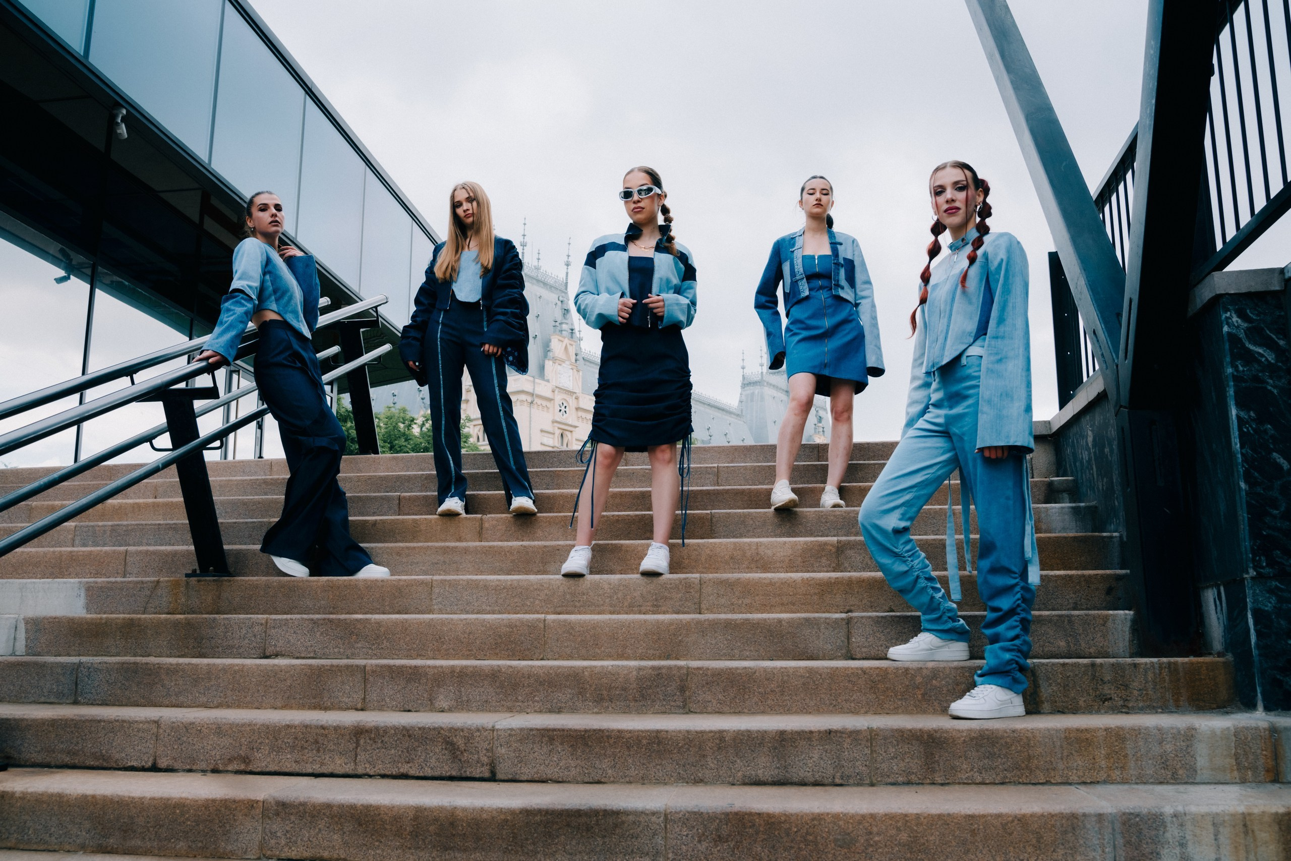 The girls. Alexandru Raileanu