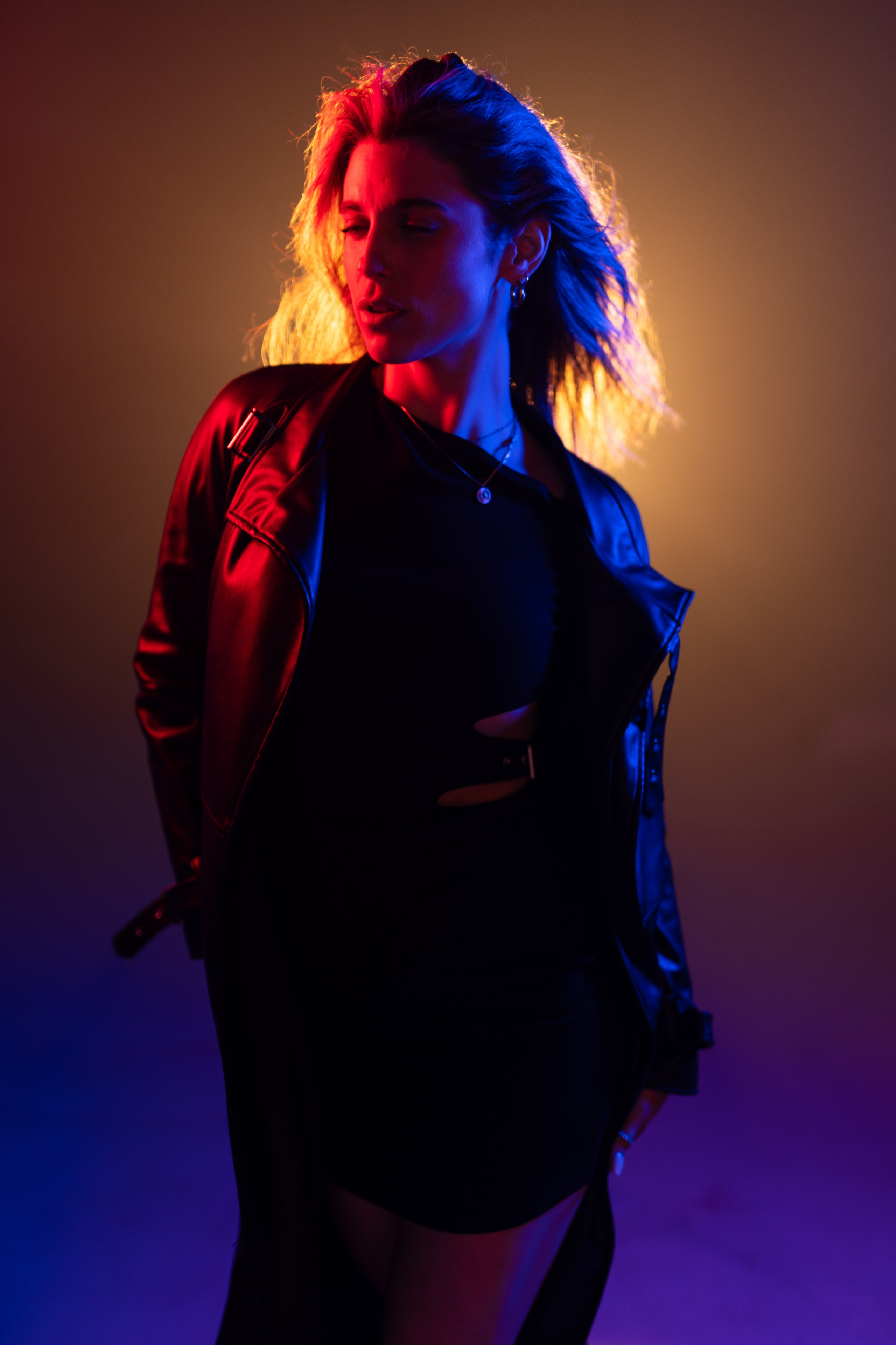 „Kölsch&Shoot“ in Cologne w/ Lisa (Set #6). URBANSTREETFILES.ART