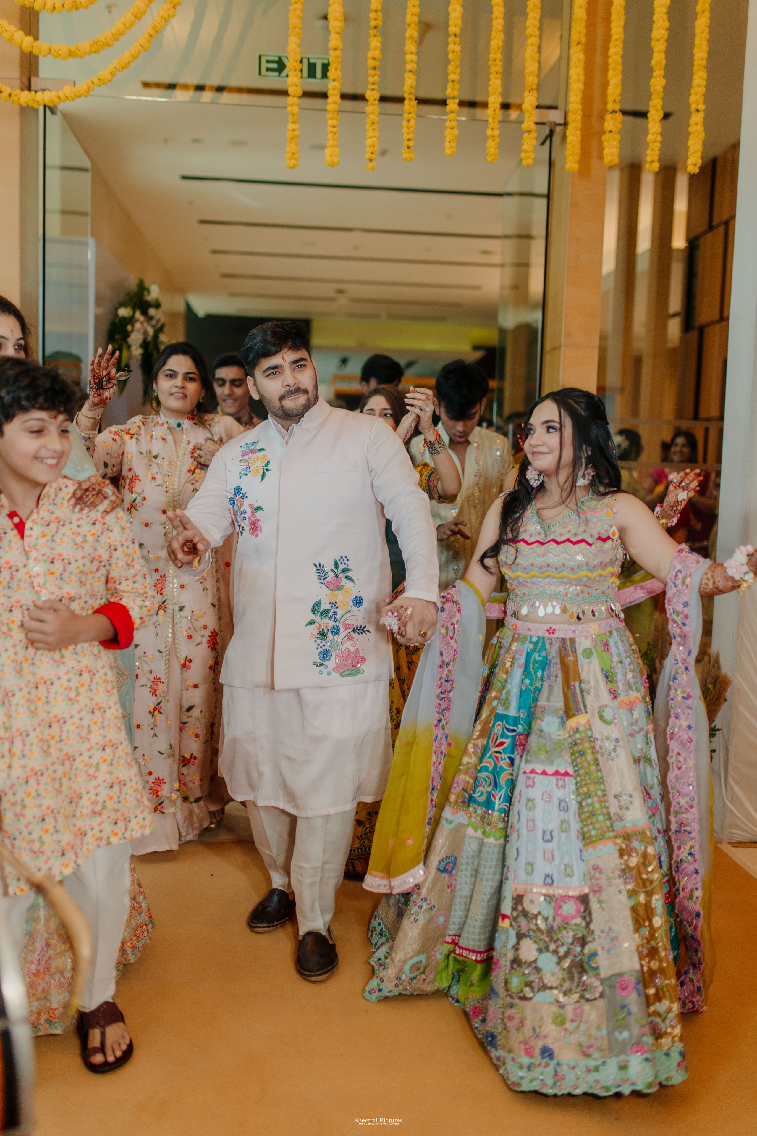 #ADIकीAESHहै