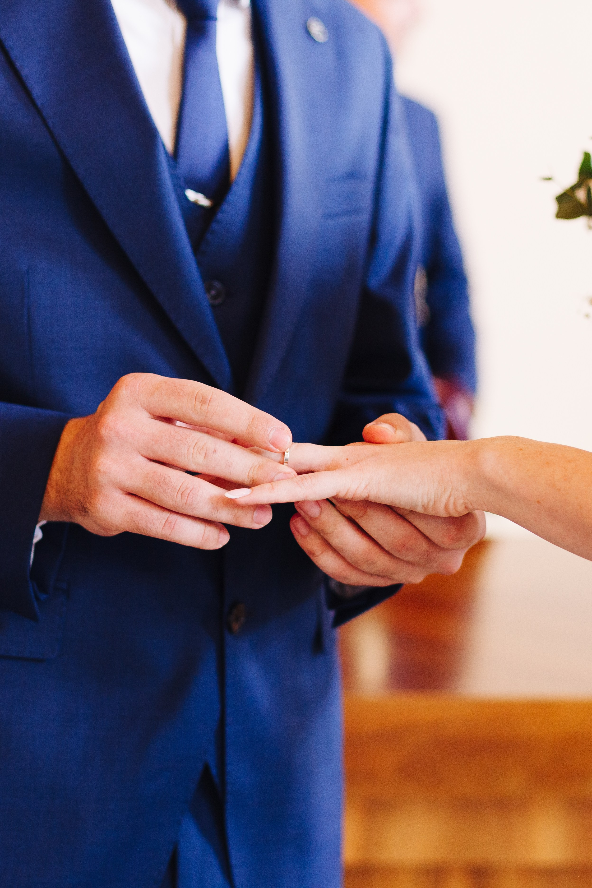 Alena wedding. Photographer in Prague for tourists