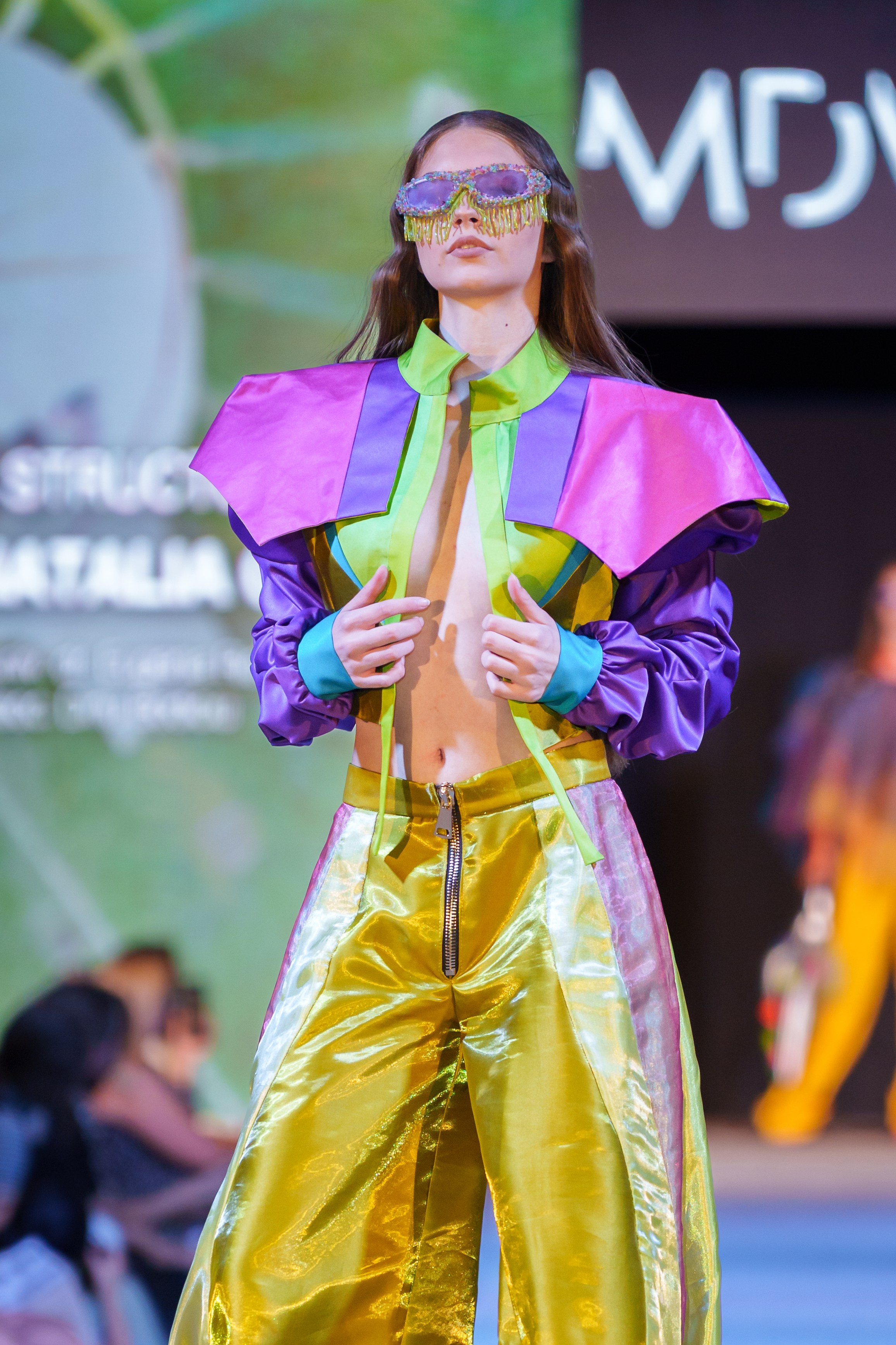 Runway & Style. Cosmin Neață | Visual Artist
