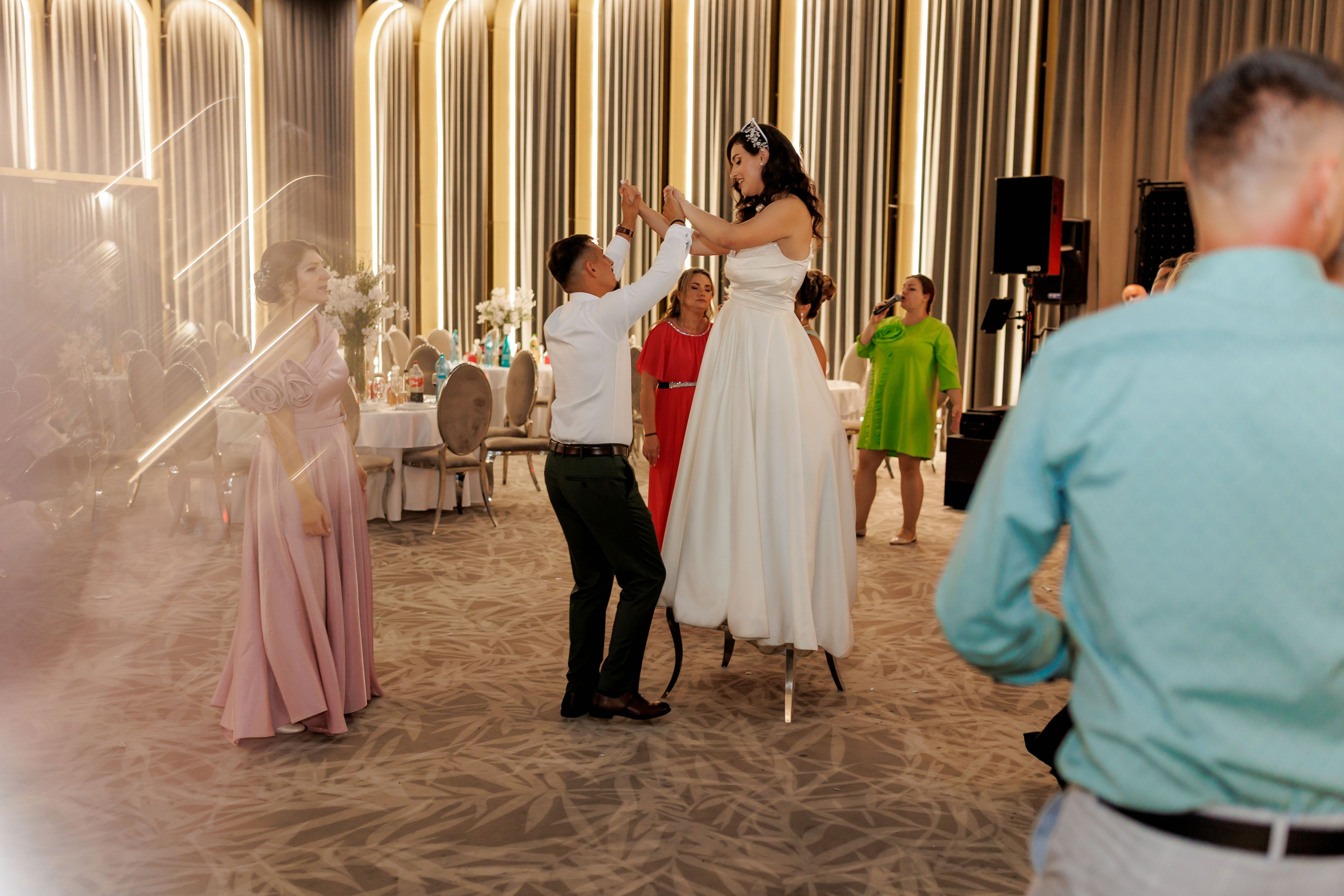 Nunta Nicoleta & Răzvan | Fotografie & Videografie Profesională. Servicii foto-video profesionale, pentru momente de neuitat