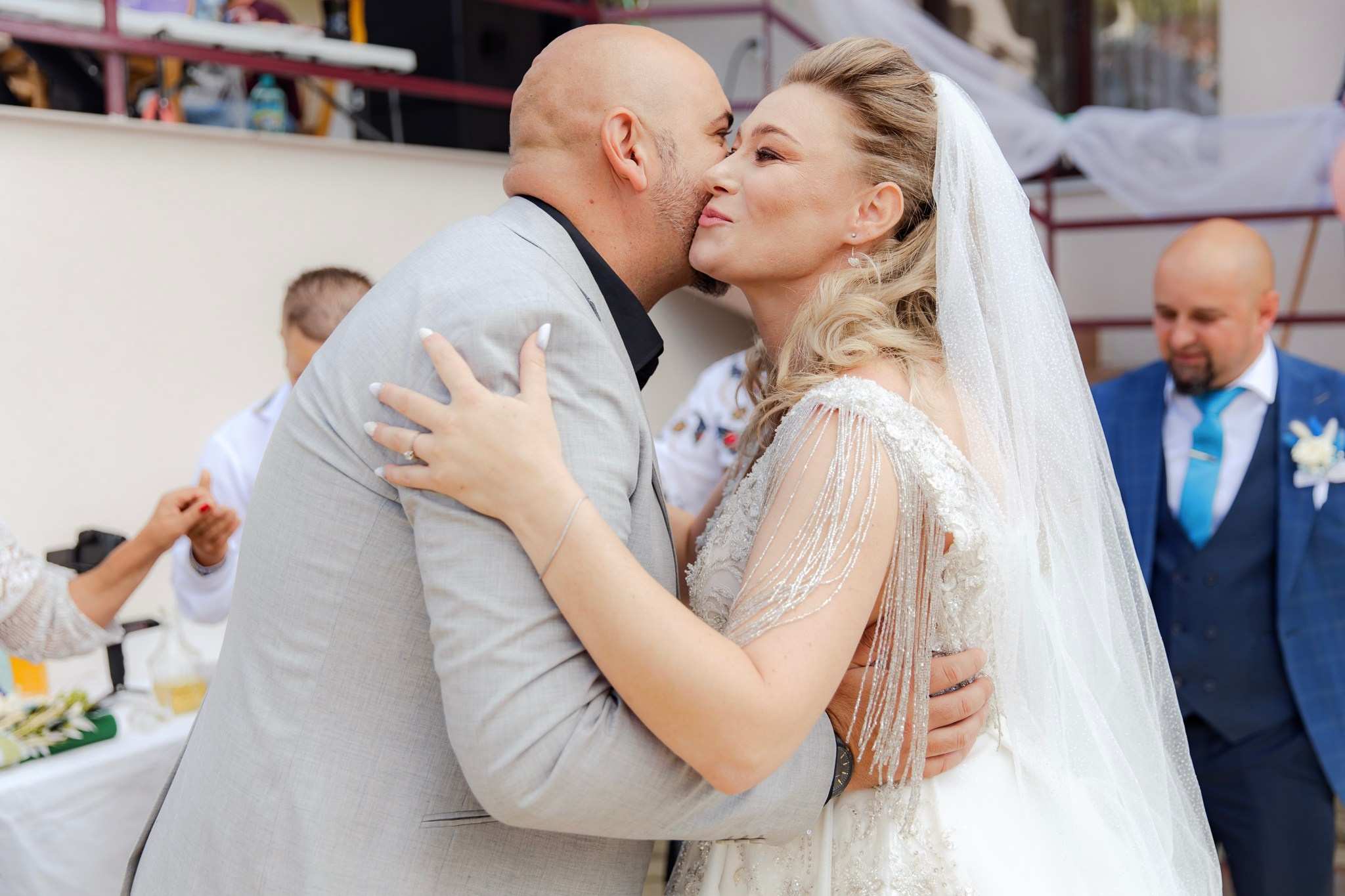 Mihai & Oana. Servicii foto-video profesionale, pentru momente de neuitat