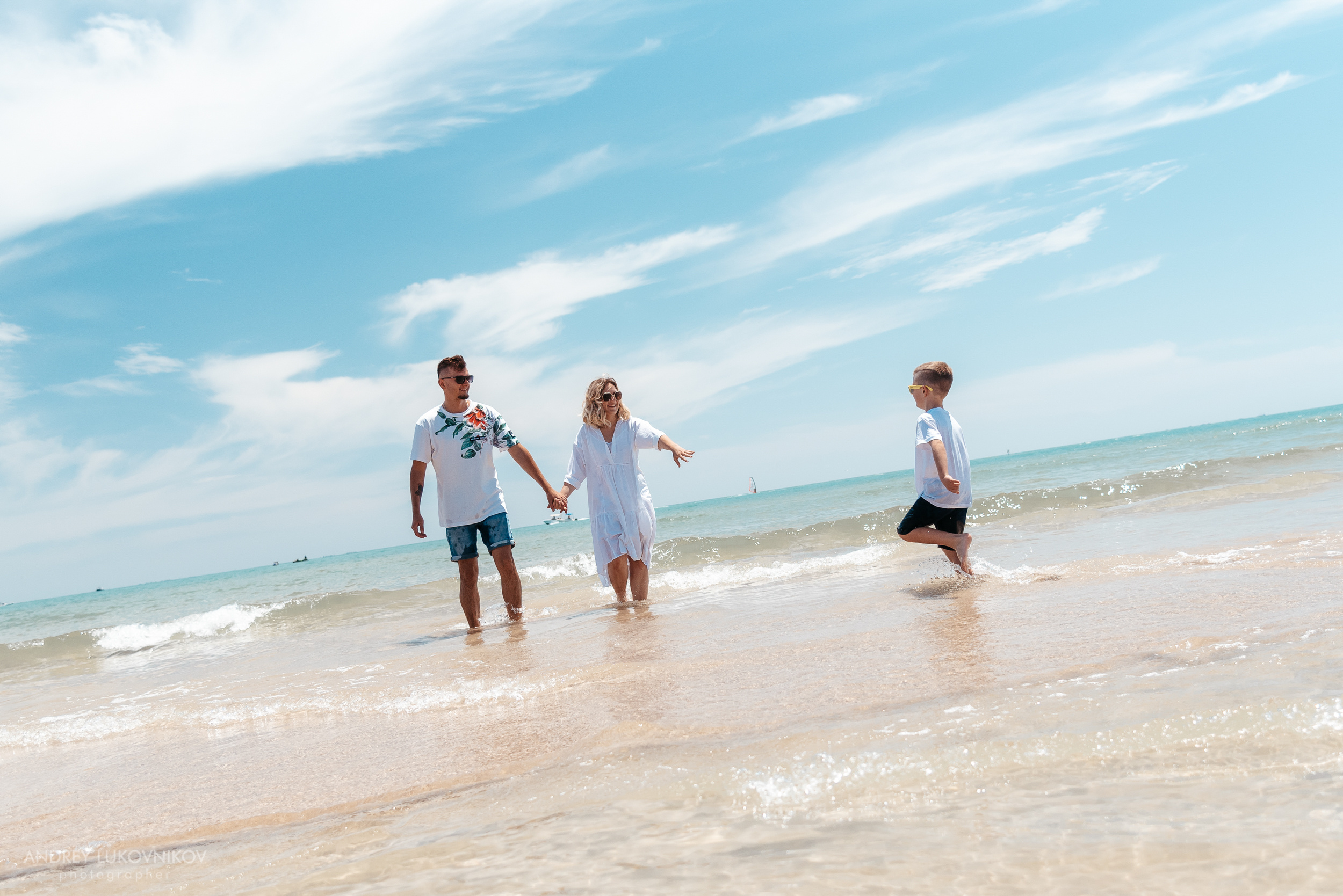 Семейная фотосессия на море